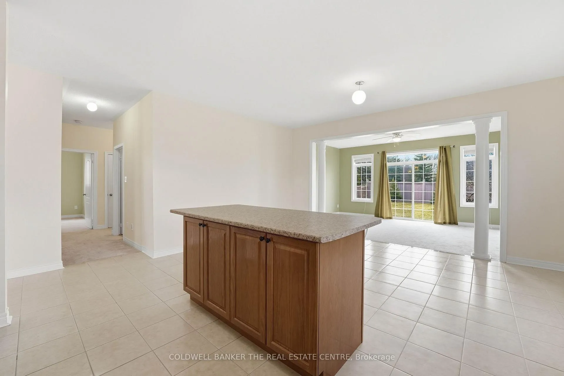 Photo 21 of 264 Kozlov Street, Barrie, West Bayfield — HOMEH