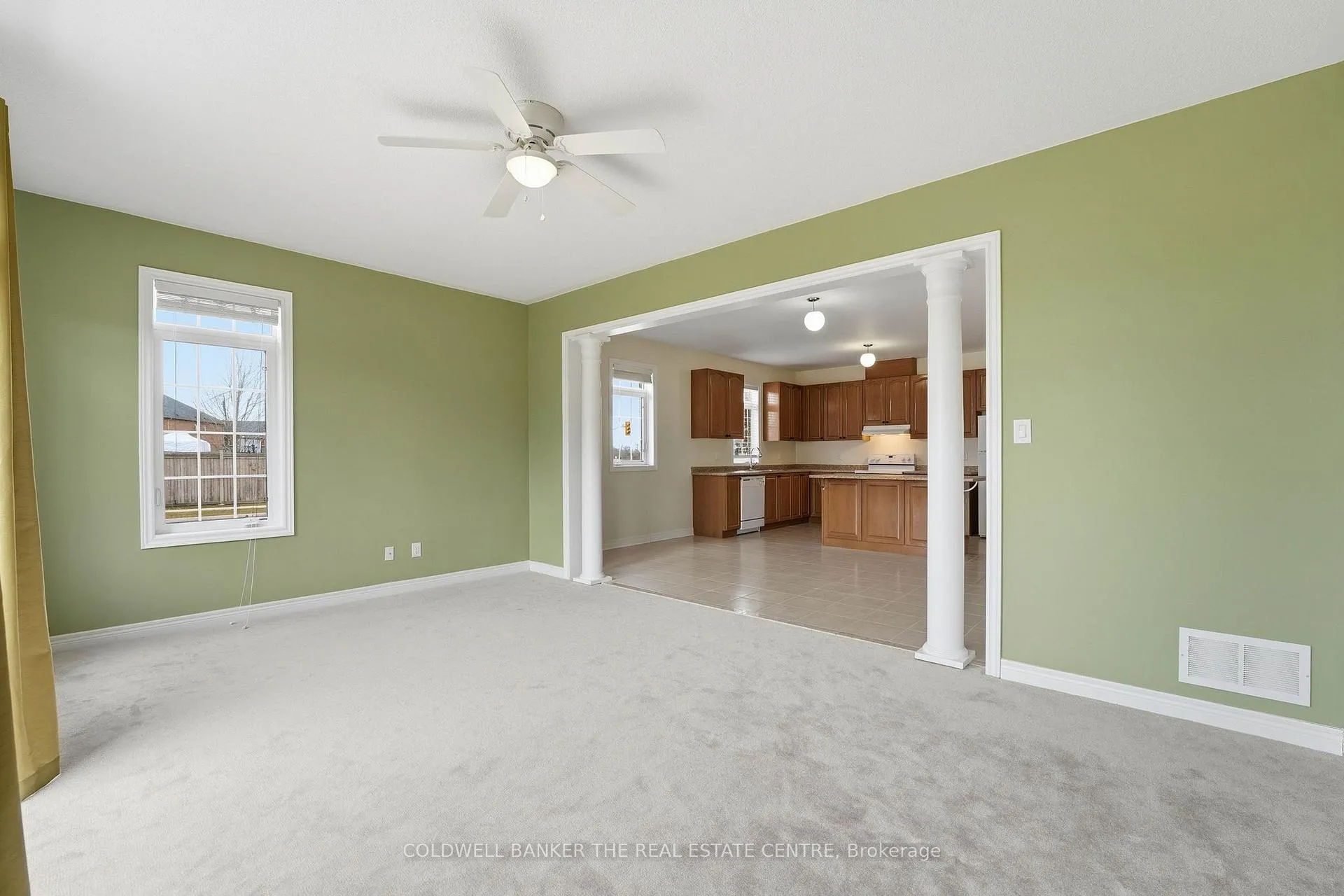 Photo 27 of 264 Kozlov Street, Barrie, West Bayfield — HOMEH