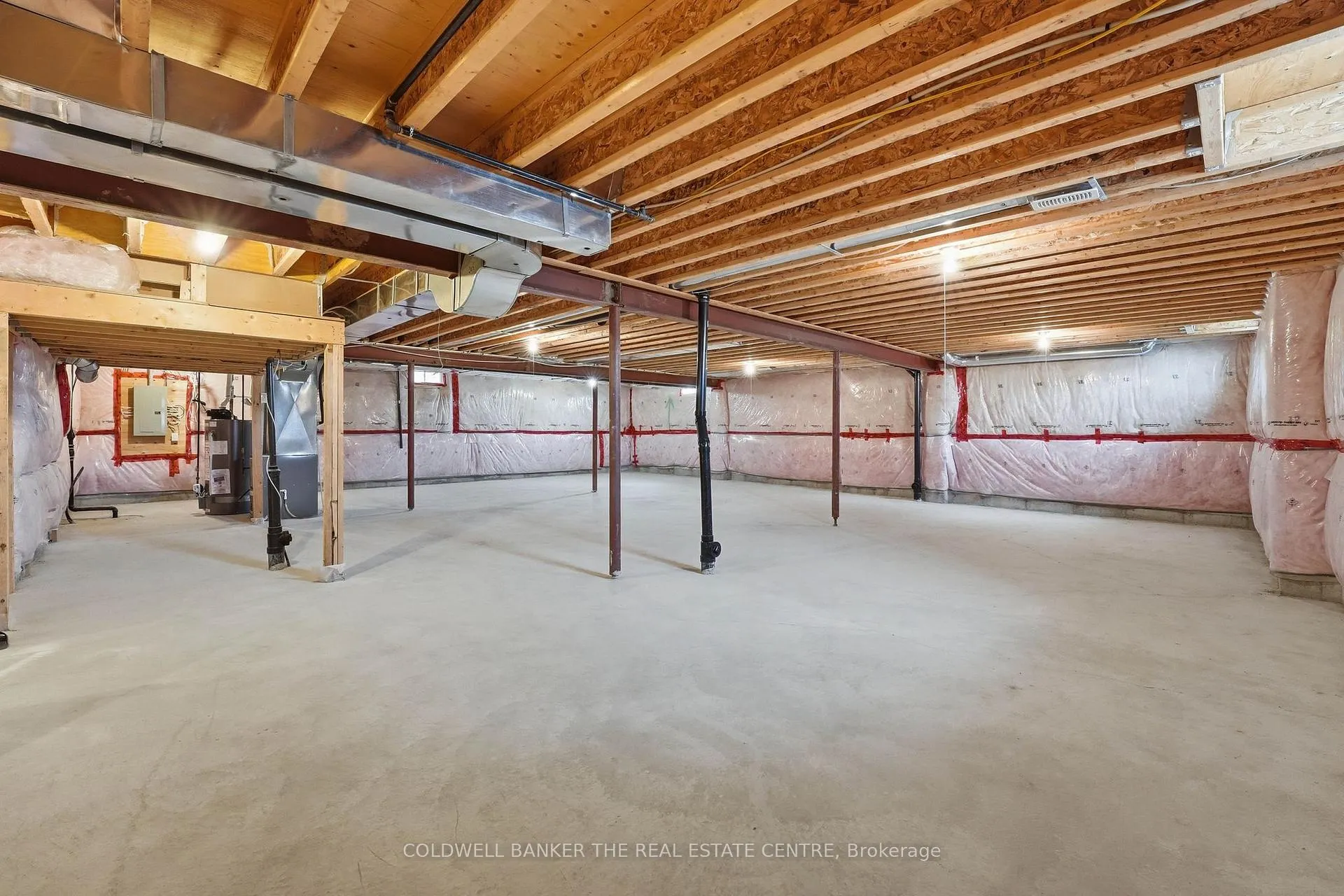 Photo 40 of 264 Kozlov Street, Barrie, West Bayfield — HOMEH