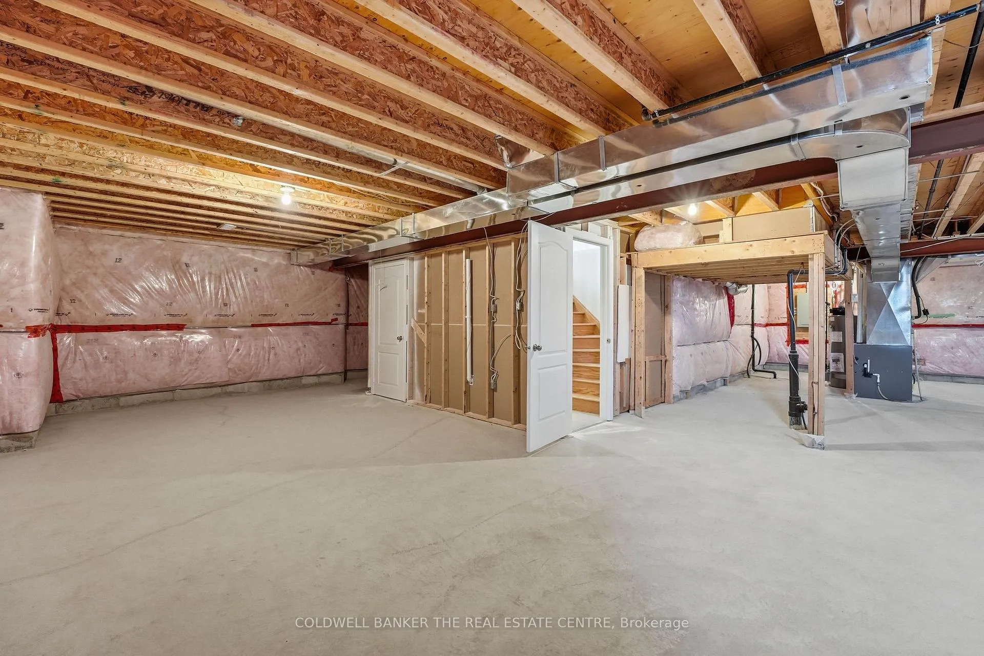 Photo 41 of 264 Kozlov Street, Barrie, West Bayfield — HOMEH