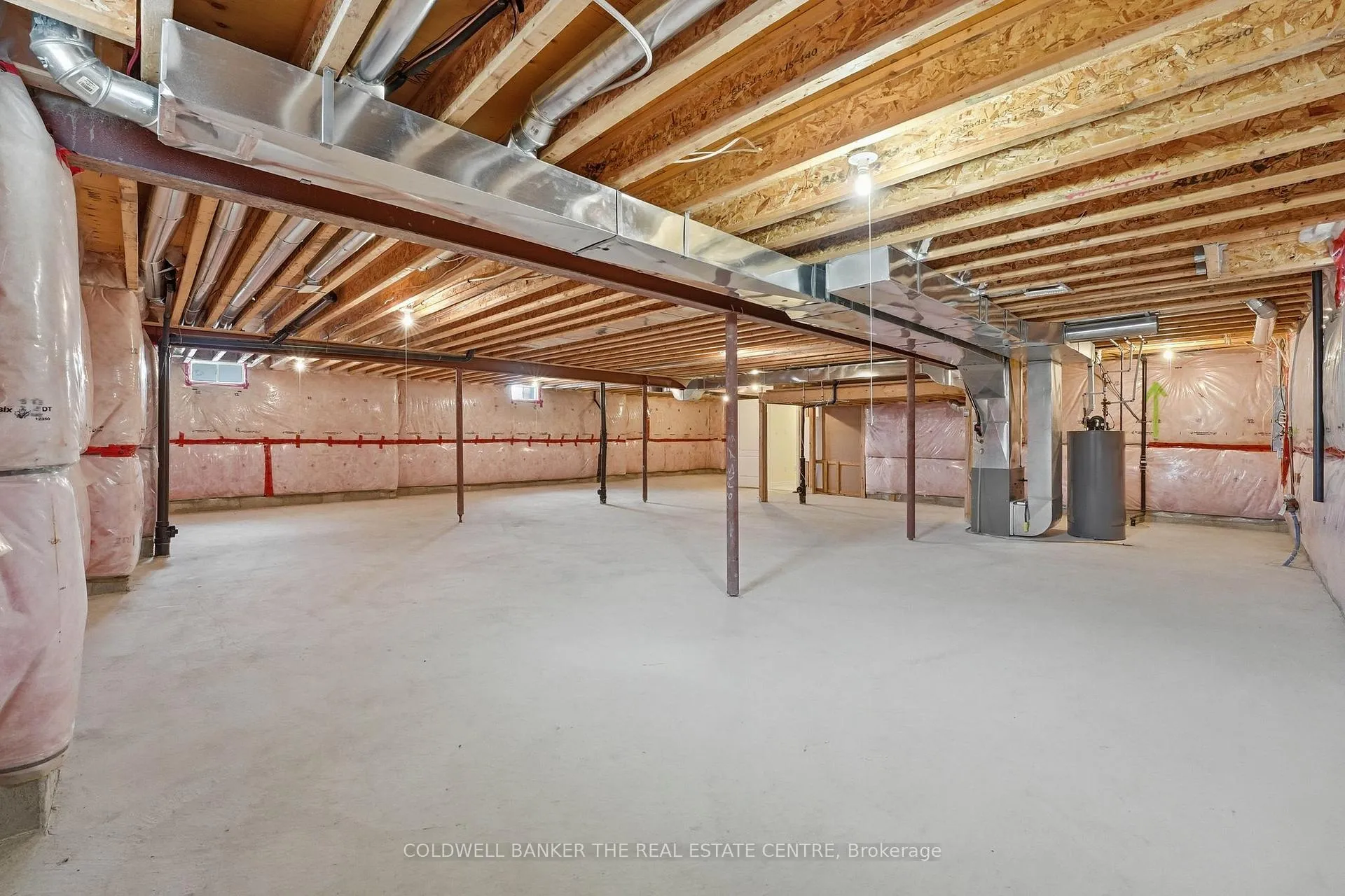 Photo 42 of 264 Kozlov Street, Barrie, West Bayfield — HOMEH