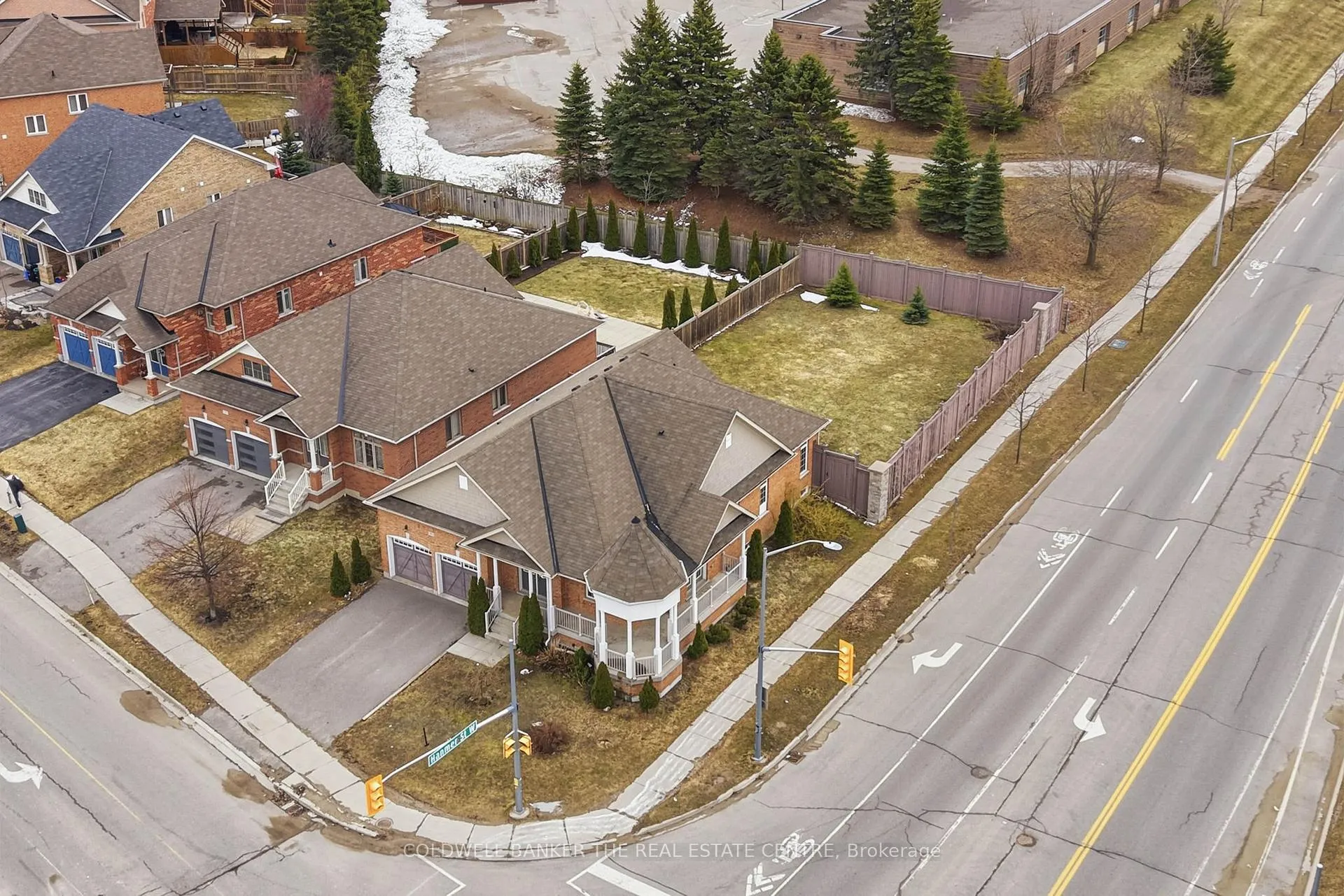 Photo 46 of 264 Kozlov Street, Barrie, West Bayfield — HOMEH