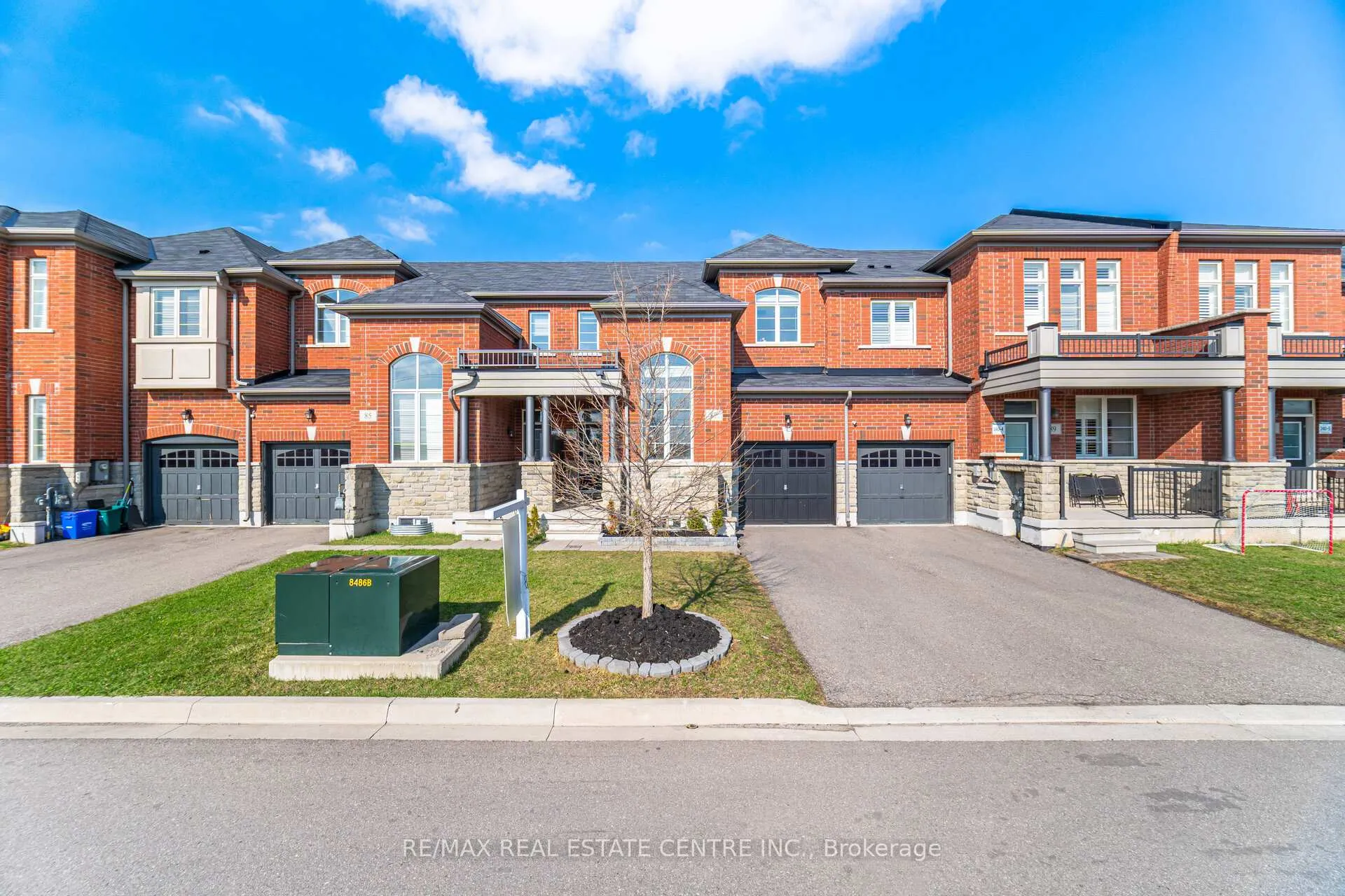 Photo 2 of 87 Bronson Terrace, Milton, Ford — HOMEH