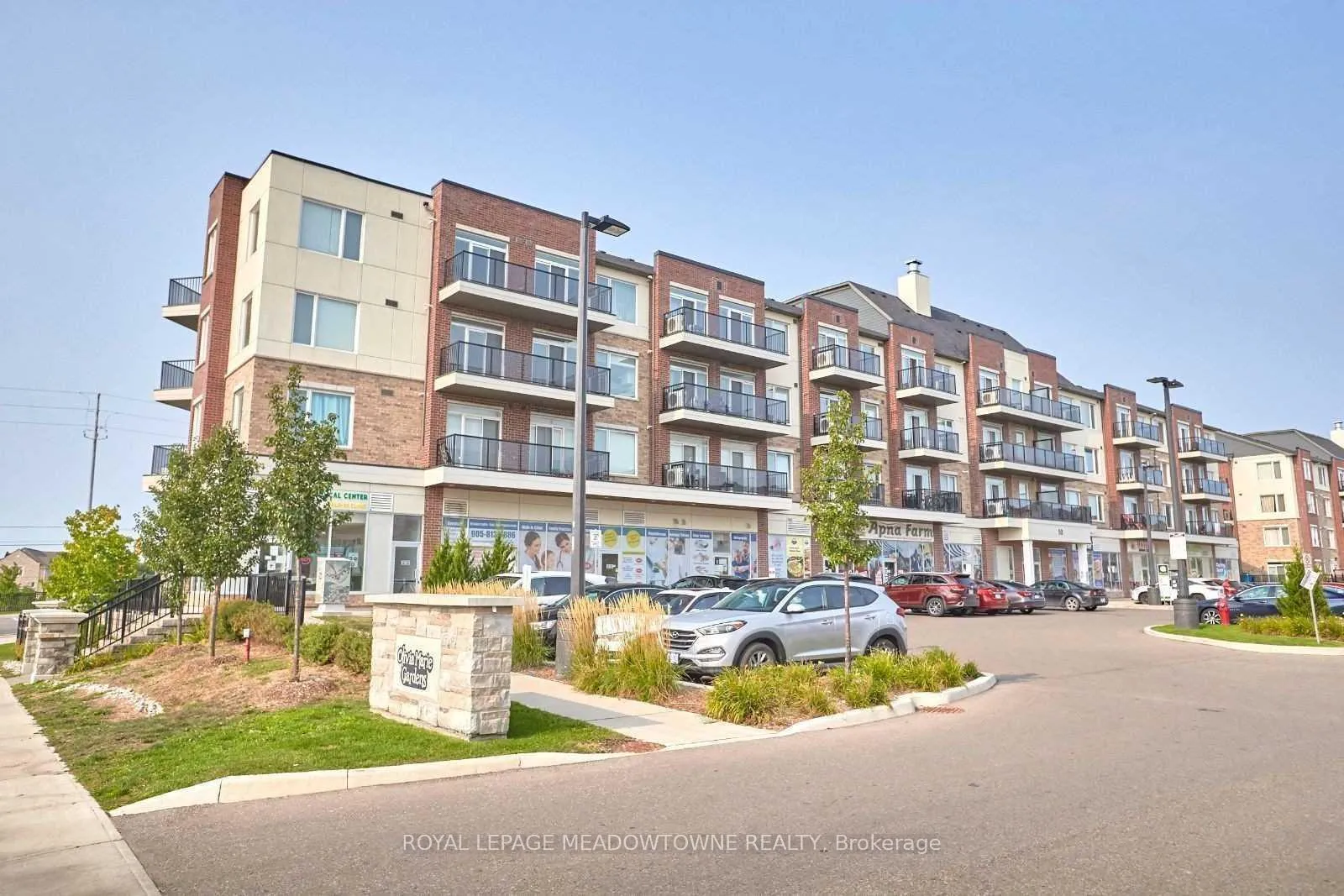 Photo 1 of Unit 407, 50 Sky Harbour Drive, Brampton, Bram West — HOMEH