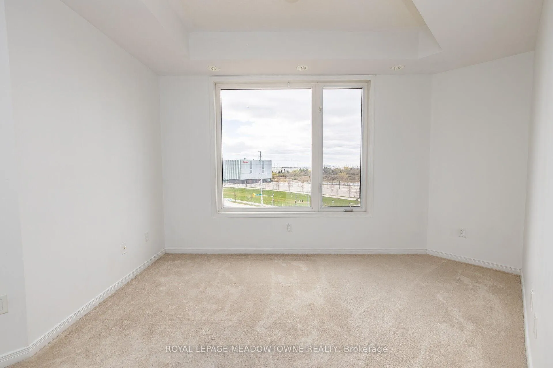 Photo 13 of Unit 407, 50 Sky Harbour Drive, Brampton, Bram West — HOMEH