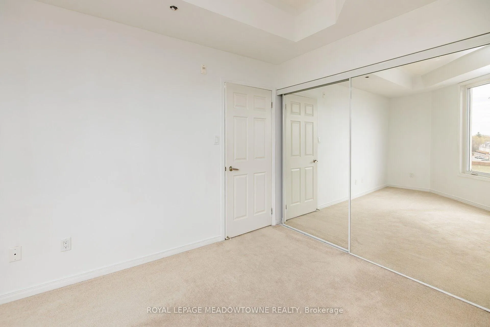 Photo 14 of Unit 407, 50 Sky Harbour Drive, Brampton, Bram West — HOMEH