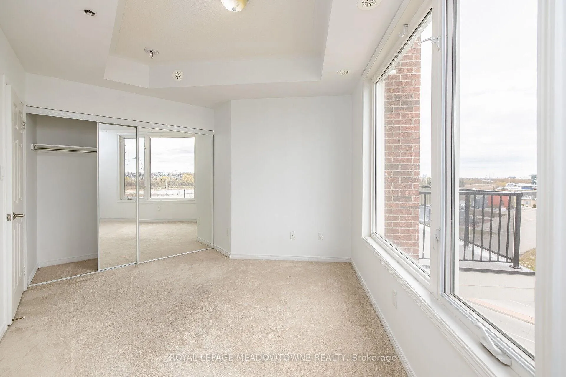 Photo 15 of Unit 407, 50 Sky Harbour Drive, Brampton, Bram West — HOMEH