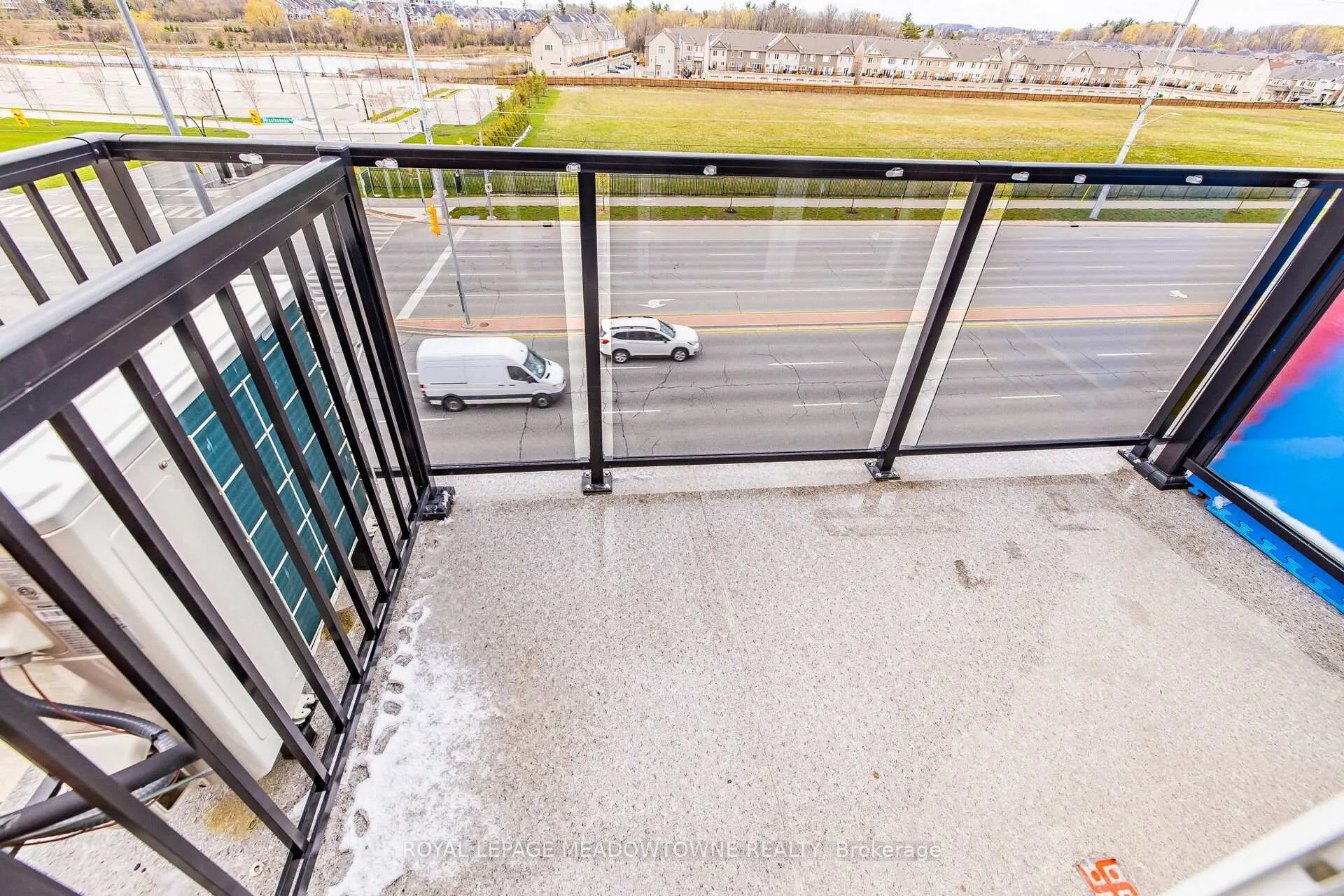 Photo 19 of Unit 407, 50 Sky Harbour Drive, Brampton, Bram West — HOMEH