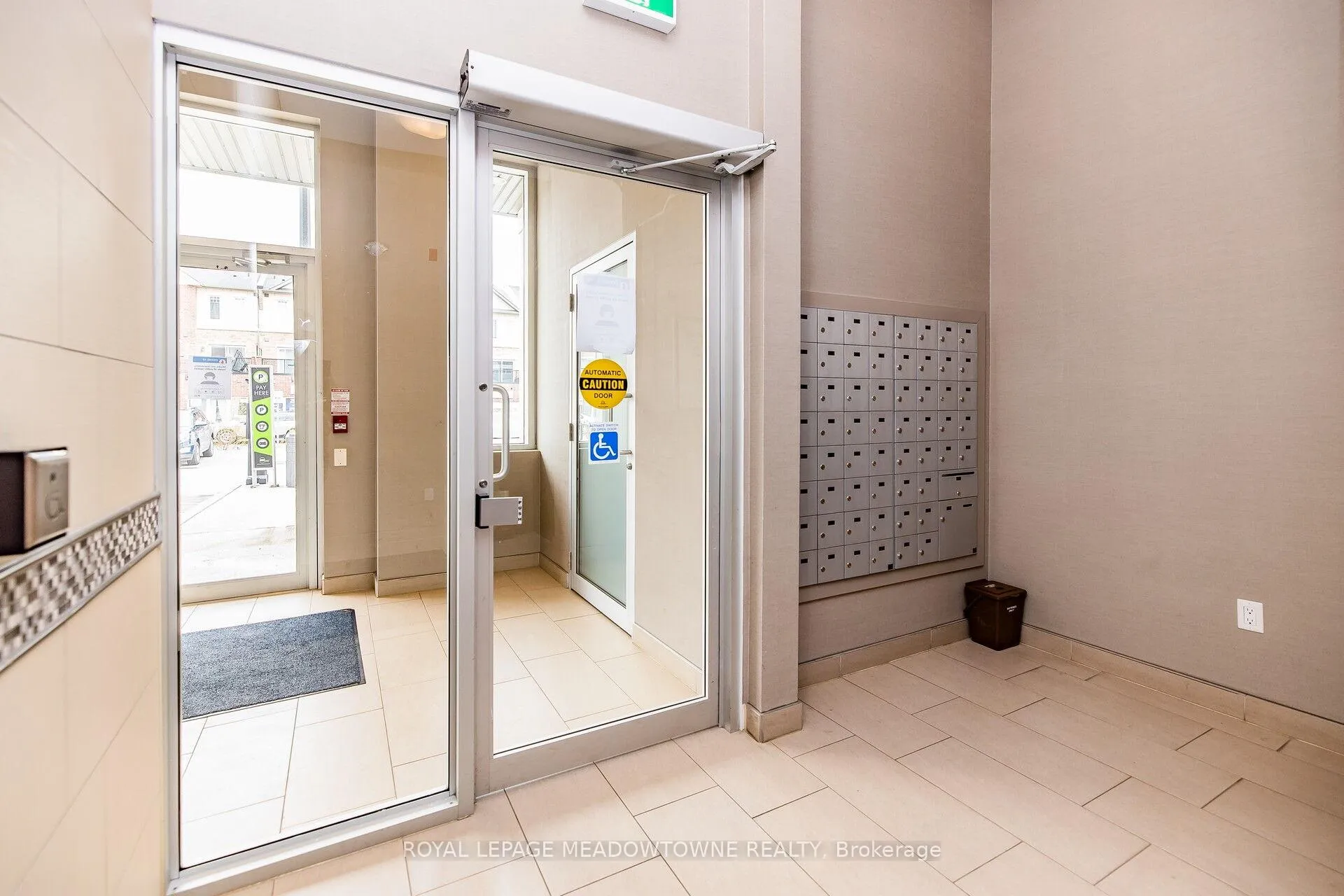 Photo 23 of Unit 407, 50 Sky Harbour Drive, Brampton, Bram West — HOMEH