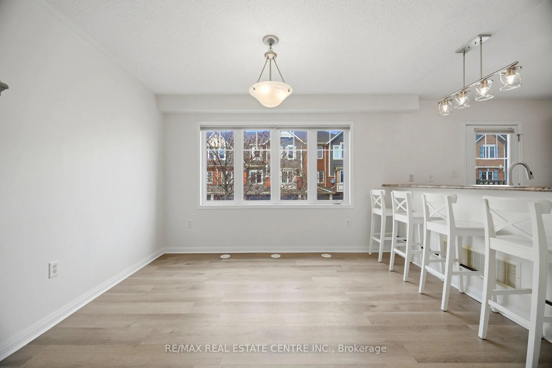Photo 23 of Unit 56, 3050 Rotary Way, Burlington, Alton — HOMEH