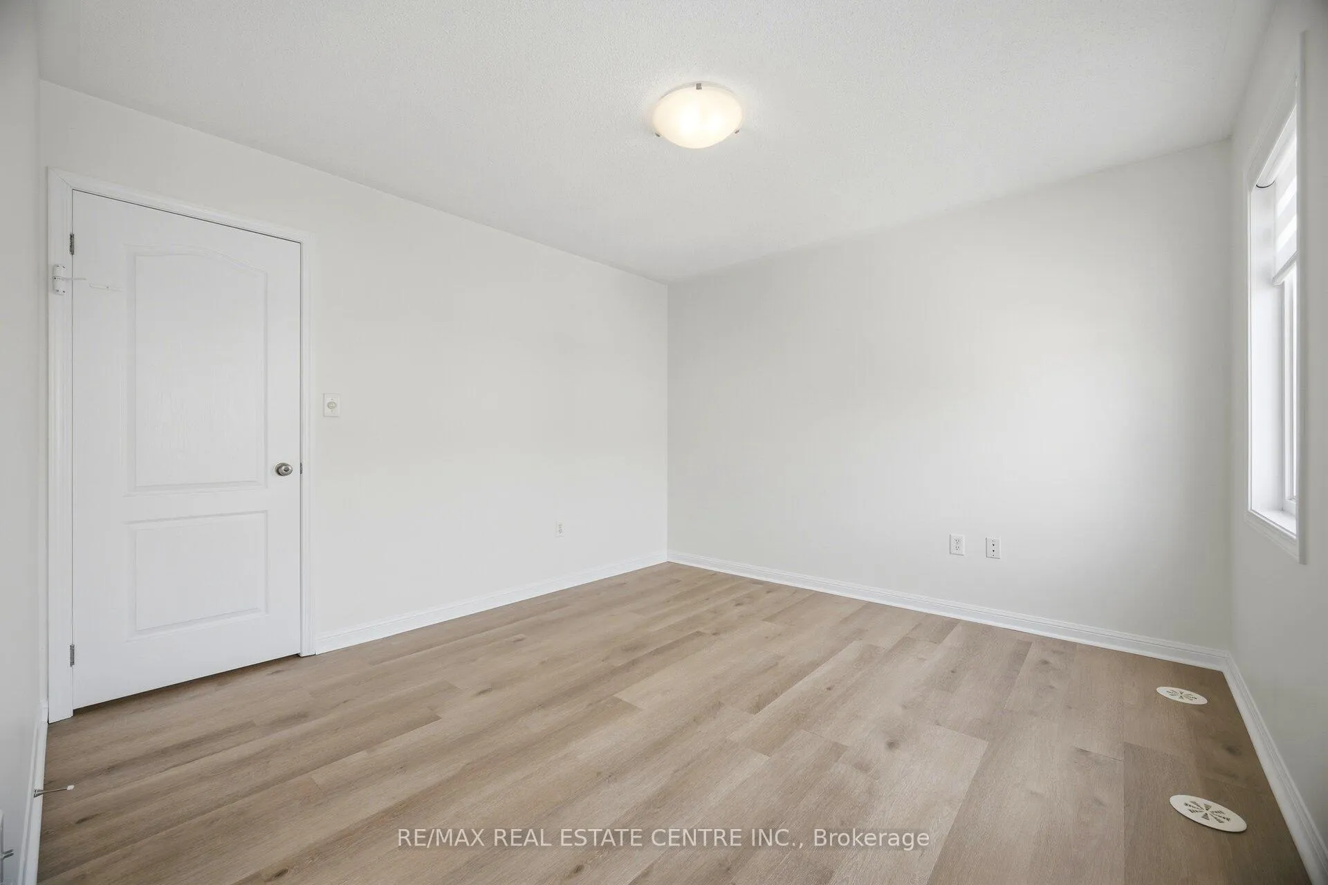 Photo 31 of Unit 56, 3050 Rotary Way, Burlington, Alton — HOMEH