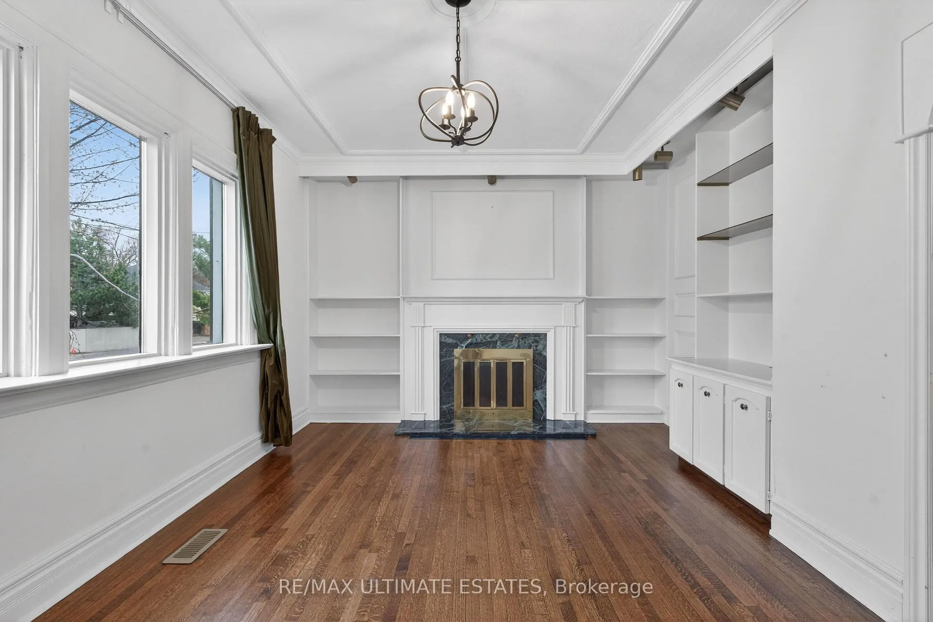 Photo 13 of 124 Lawrence Avenue E, Toronto, Lawrence Park North — HOMEH