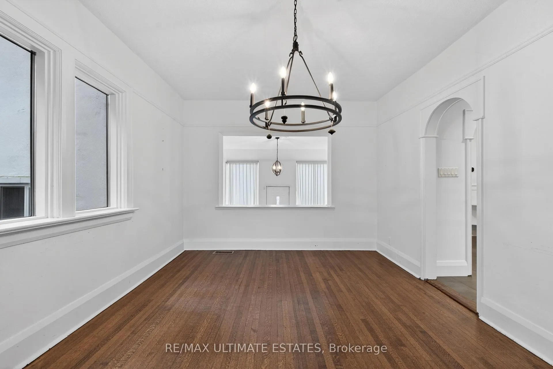 Photo 18 of 124 Lawrence Avenue E, Toronto, Lawrence Park North — HOMEH
