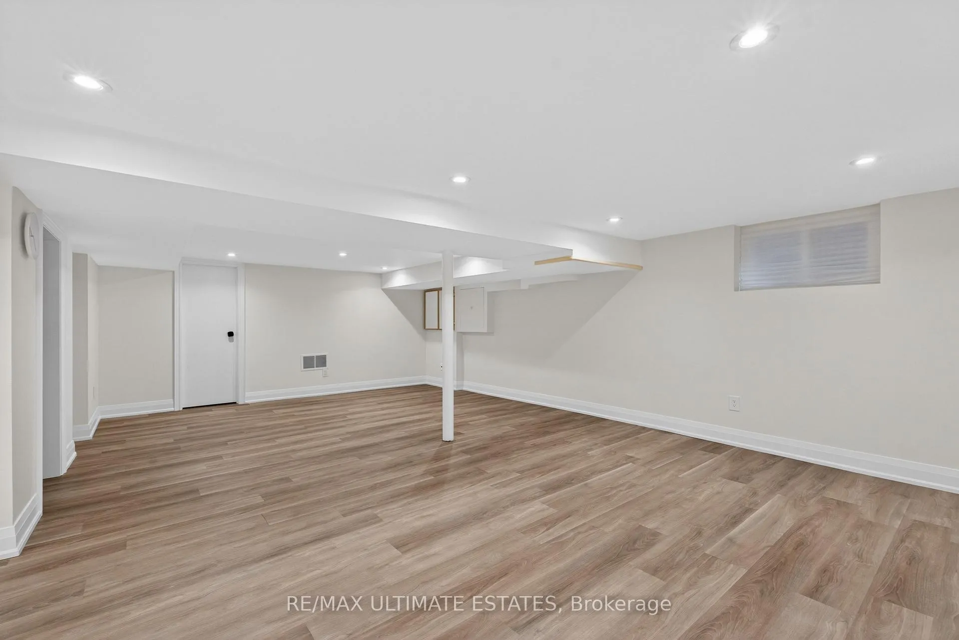 Photo 41 of 124 Lawrence Avenue E, Toronto, Lawrence Park North — HOMEH