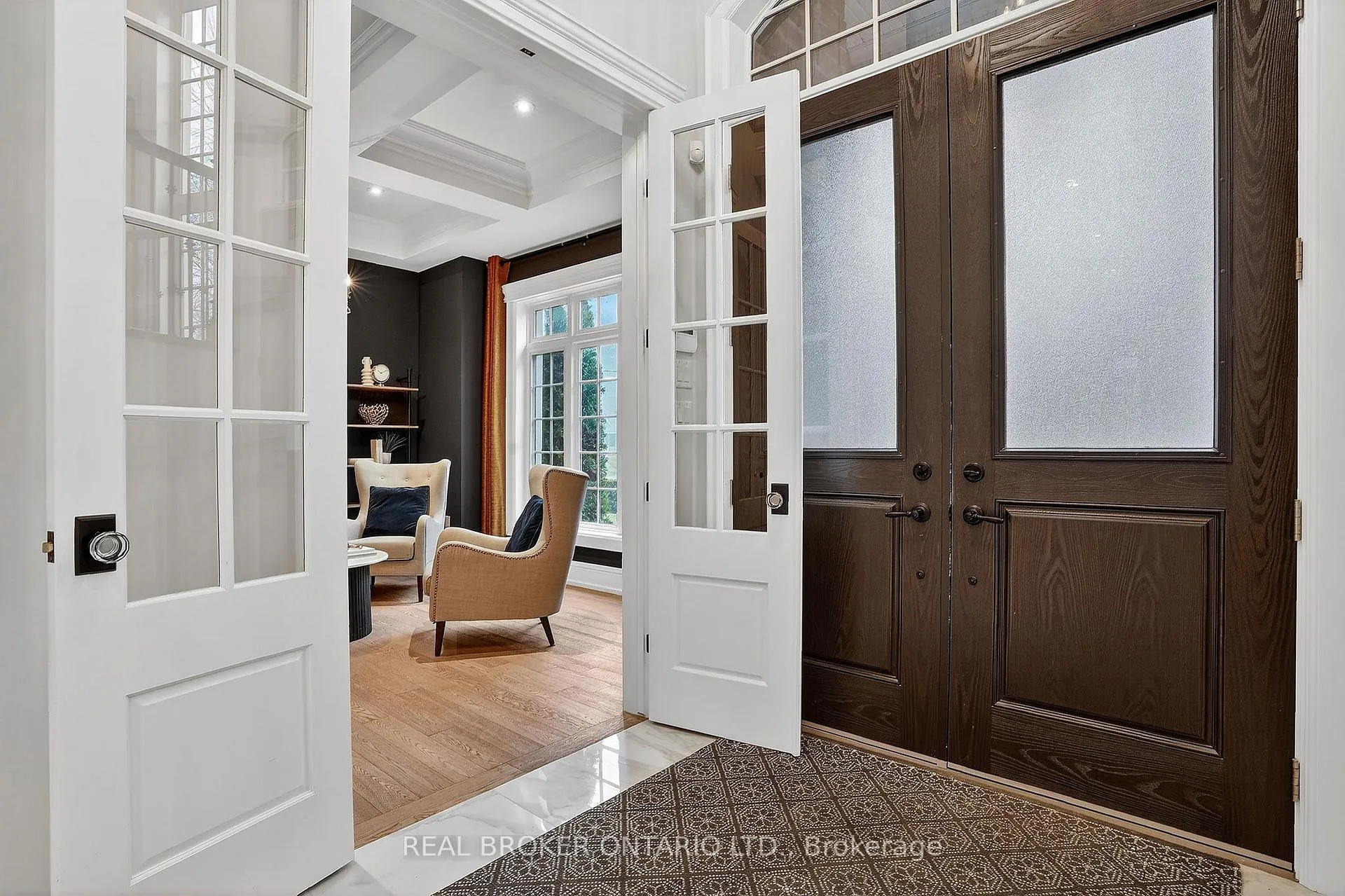 Photo 12 of 125 Central Drive, Hamilton, Ancaster — HOMEH
