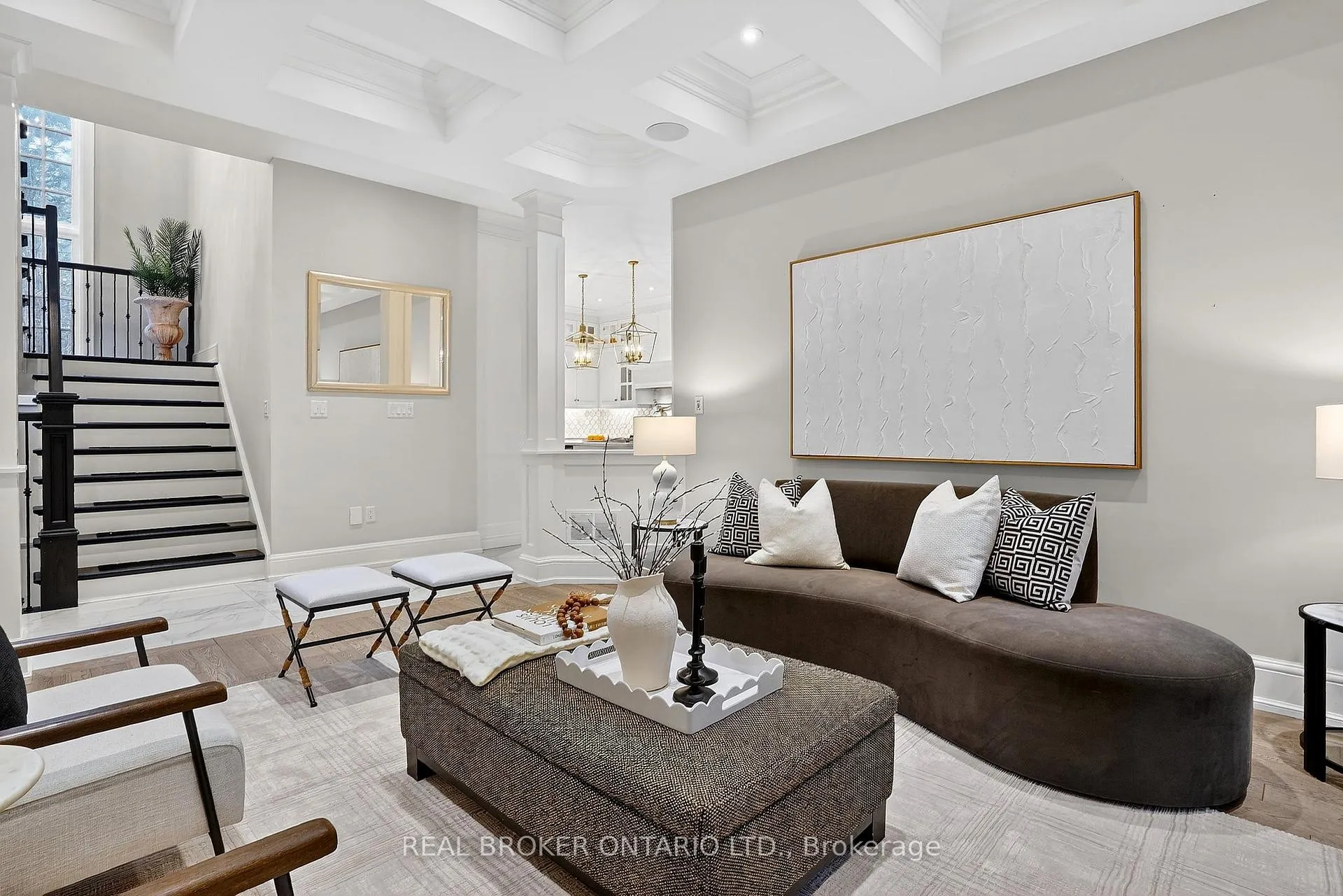 Photo 15 of 125 Central Drive, Hamilton, Ancaster — HOMEH