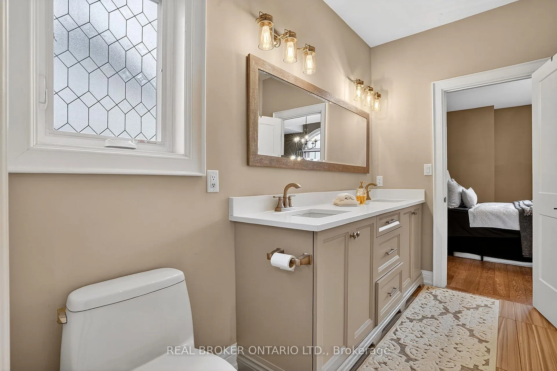 Photo 30 of 125 Central Drive, Hamilton, Ancaster — HOMEH