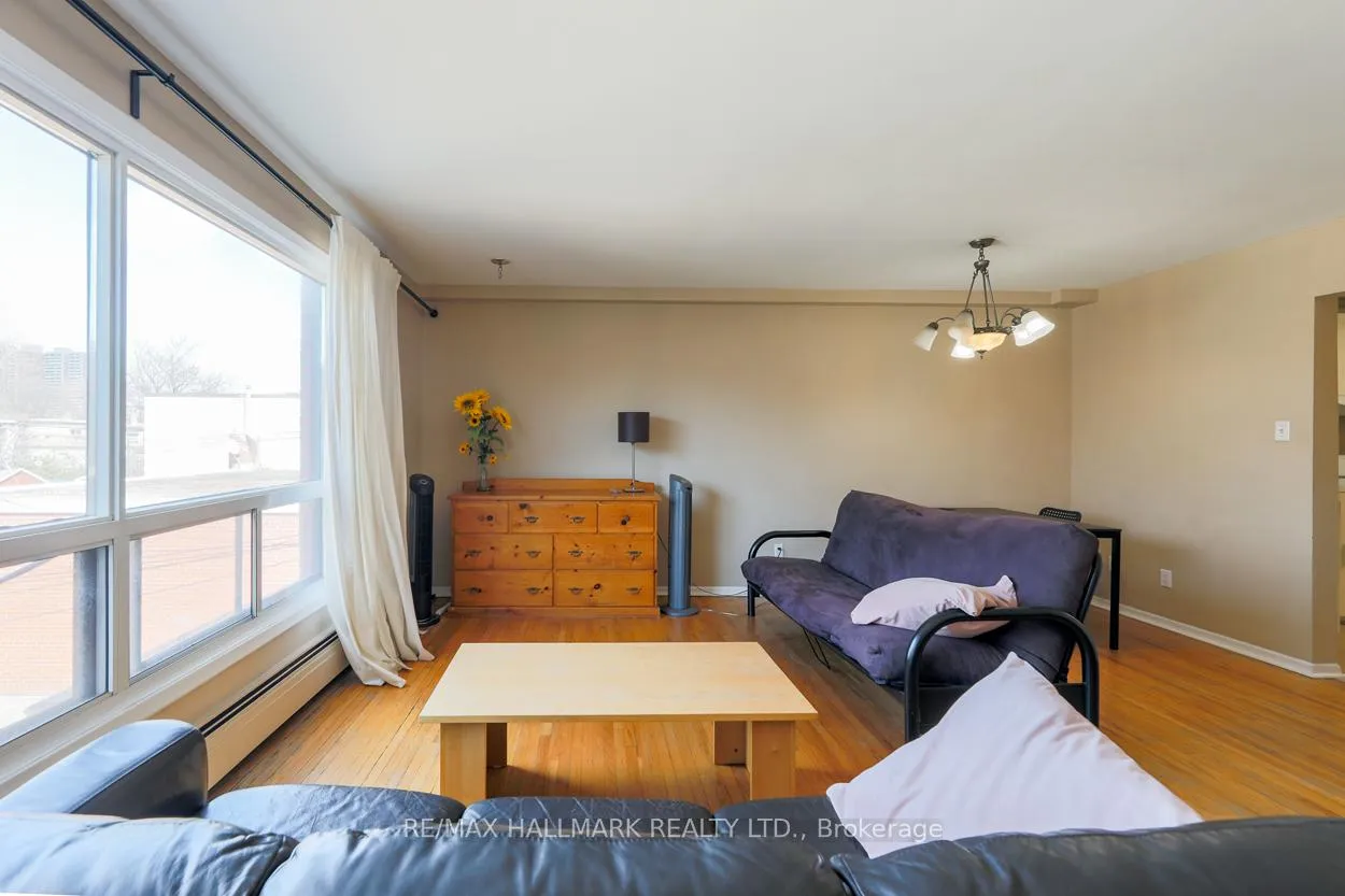 Photo 8 of Unit 2, 2844 Danforth Avenue, Toronto, East End-Danforth — HOMEH