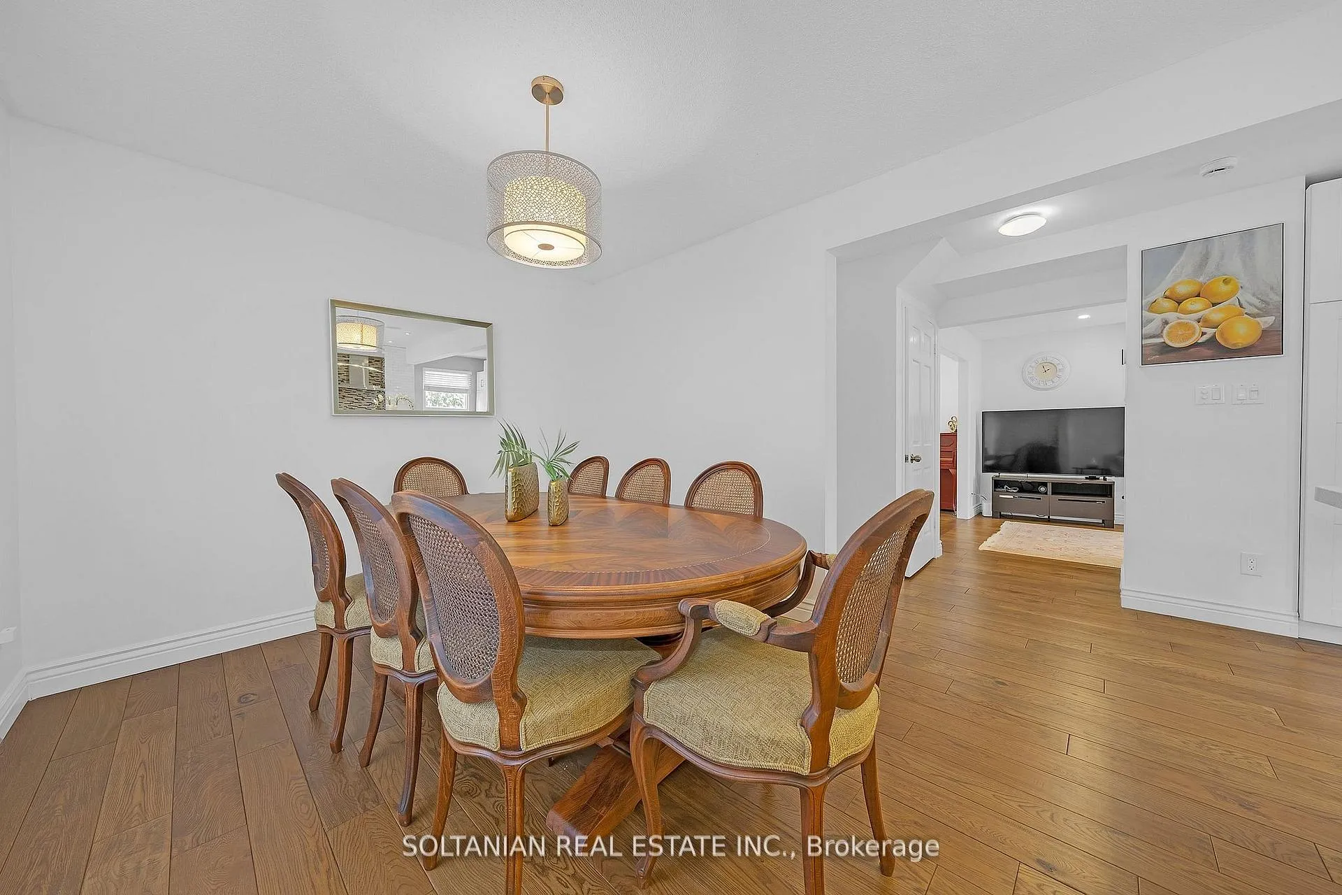 Photo 17 of 54 Braeburn Drive, Markham, Aileen-Willowbrook — HOMEH