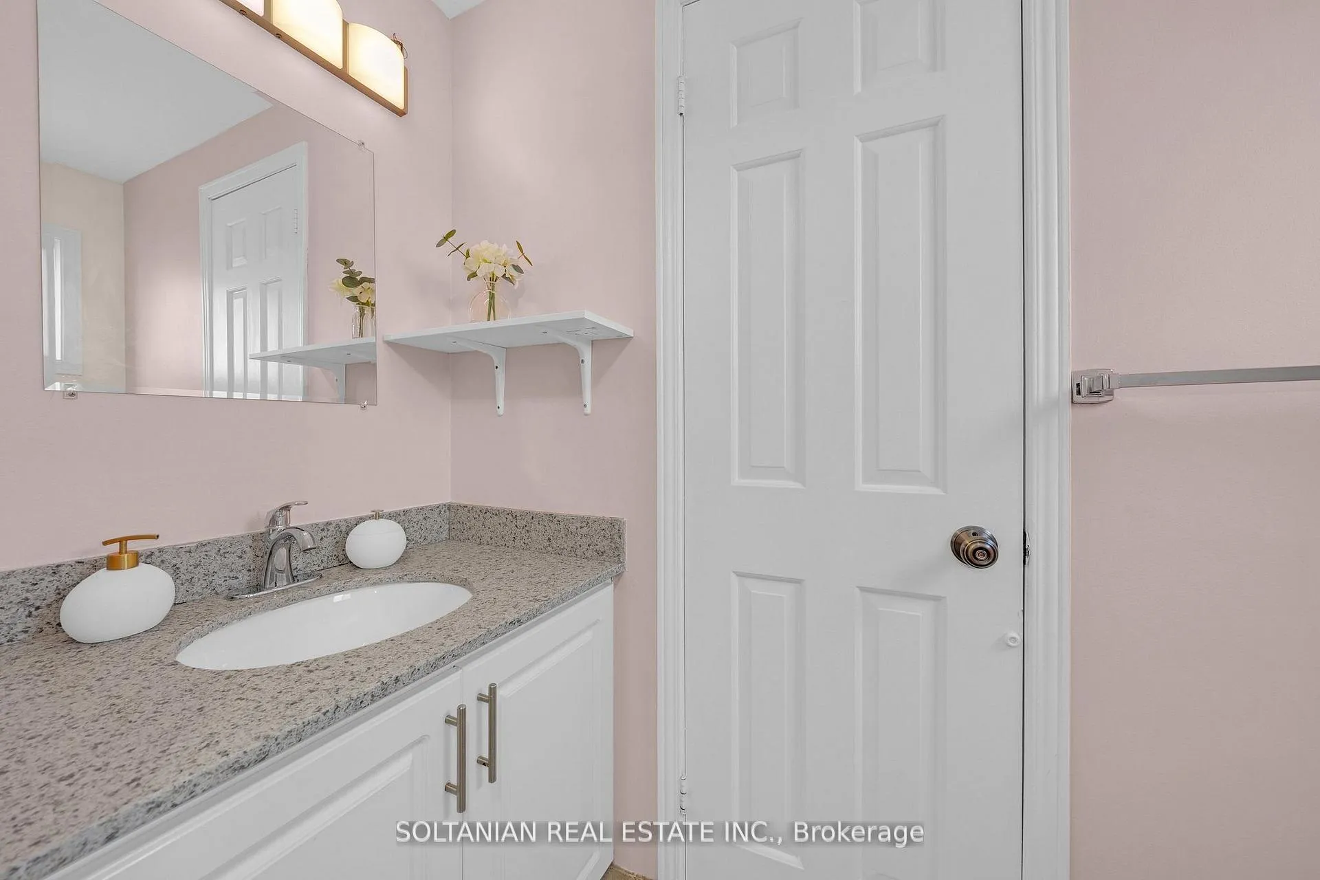 Photo 22 of 54 Braeburn Drive, Markham, Aileen-Willowbrook — HOMEH
