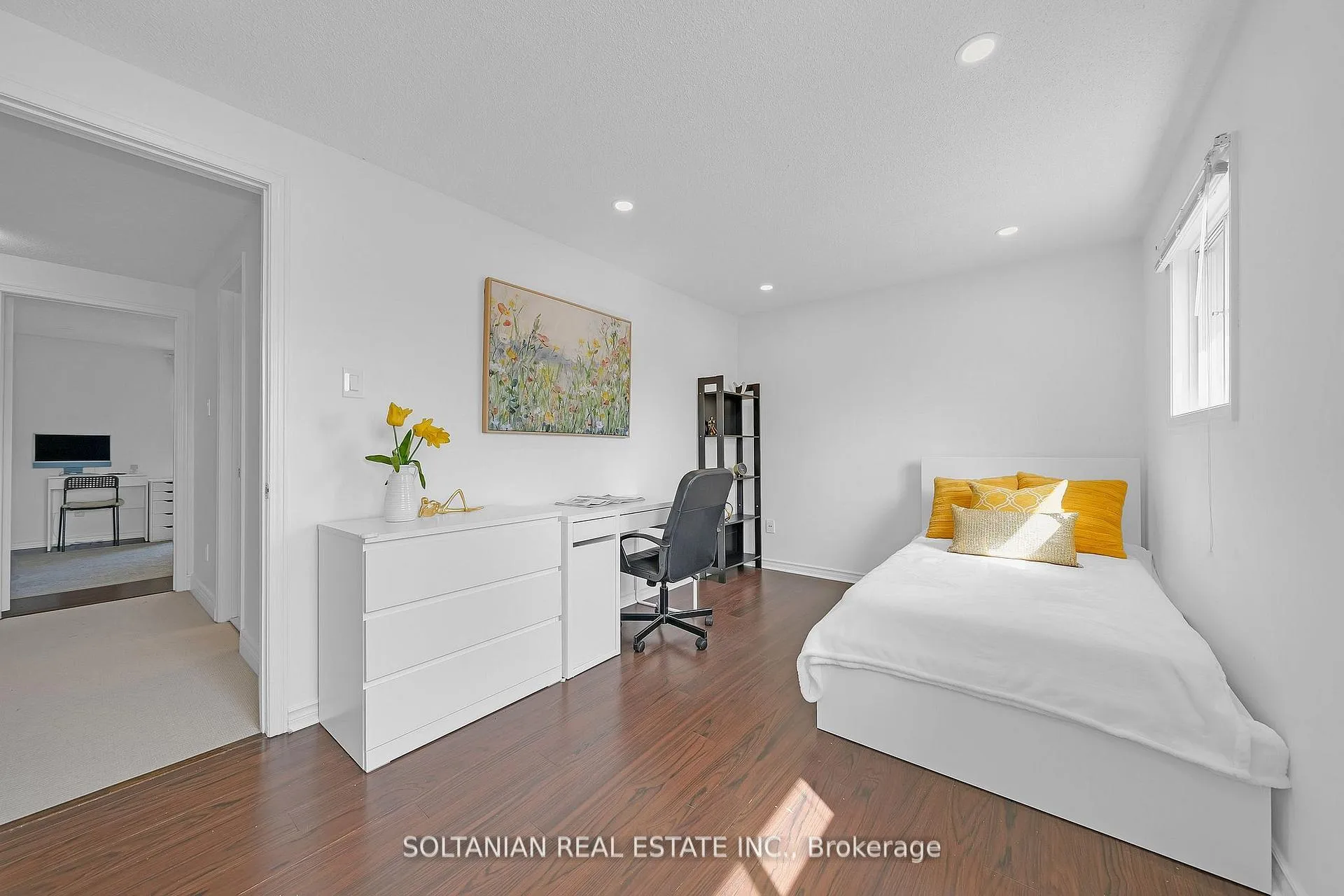 Photo 23 of 54 Braeburn Drive, Markham, Aileen-Willowbrook — HOMEH