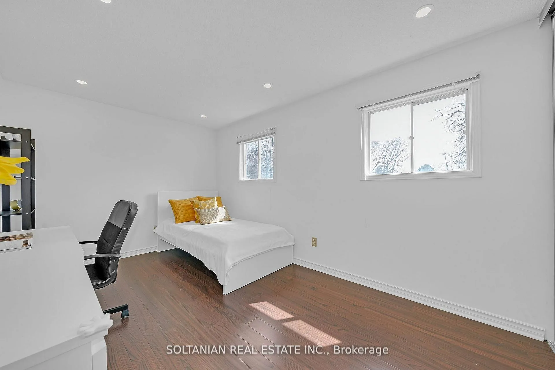 Photo 24 of 54 Braeburn Drive, Markham, Aileen-Willowbrook — HOMEH