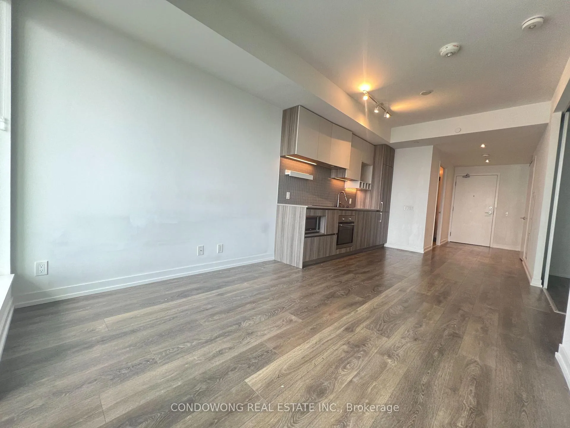 Photo 4 of Unit 3101, 5 Buttermill Avenue, Vaughan, Vaughan Corporate Centre — HOMEH