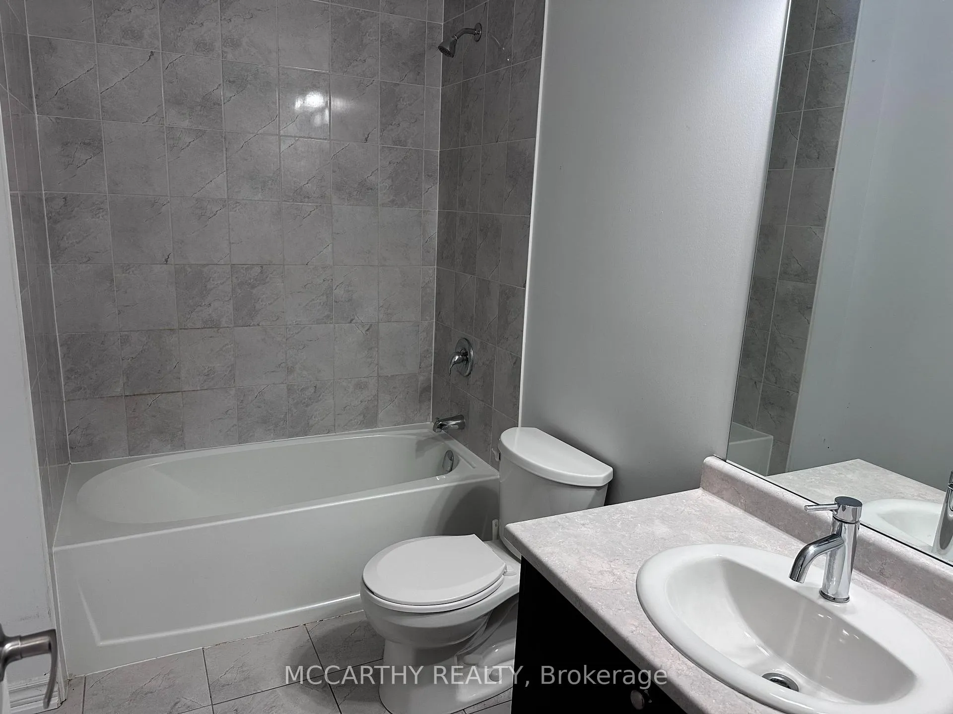 Photo 7 of 231 Ridley Crescent, Southgate — HOMEH