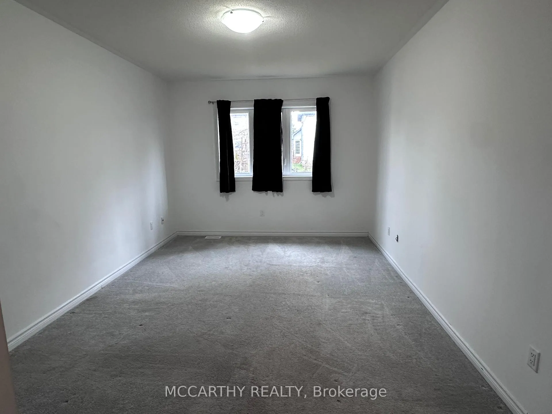Photo 8 of 231 Ridley Crescent, Southgate — HOMEH