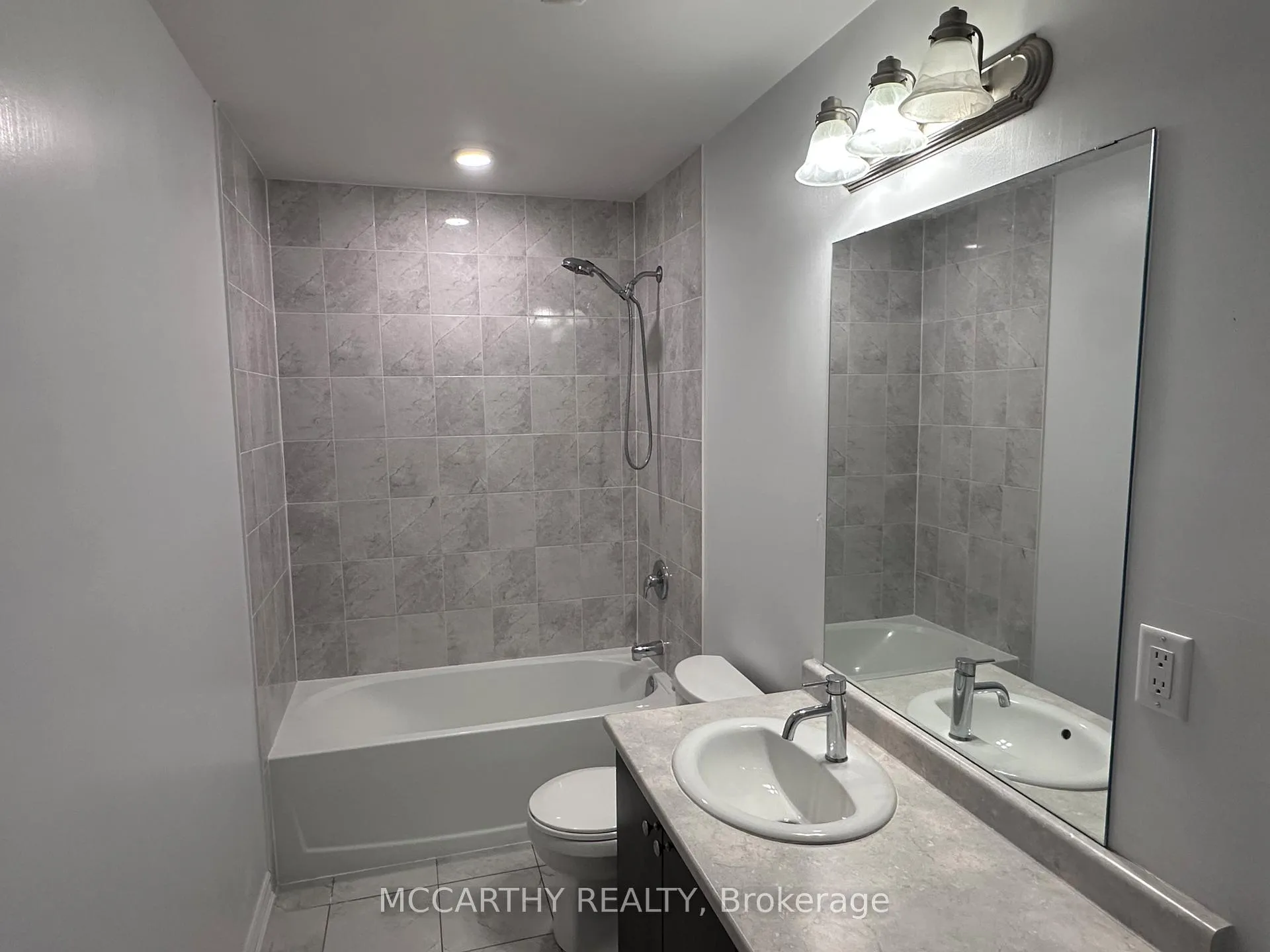 Photo 11 of 231 Ridley Crescent, Southgate — HOMEH