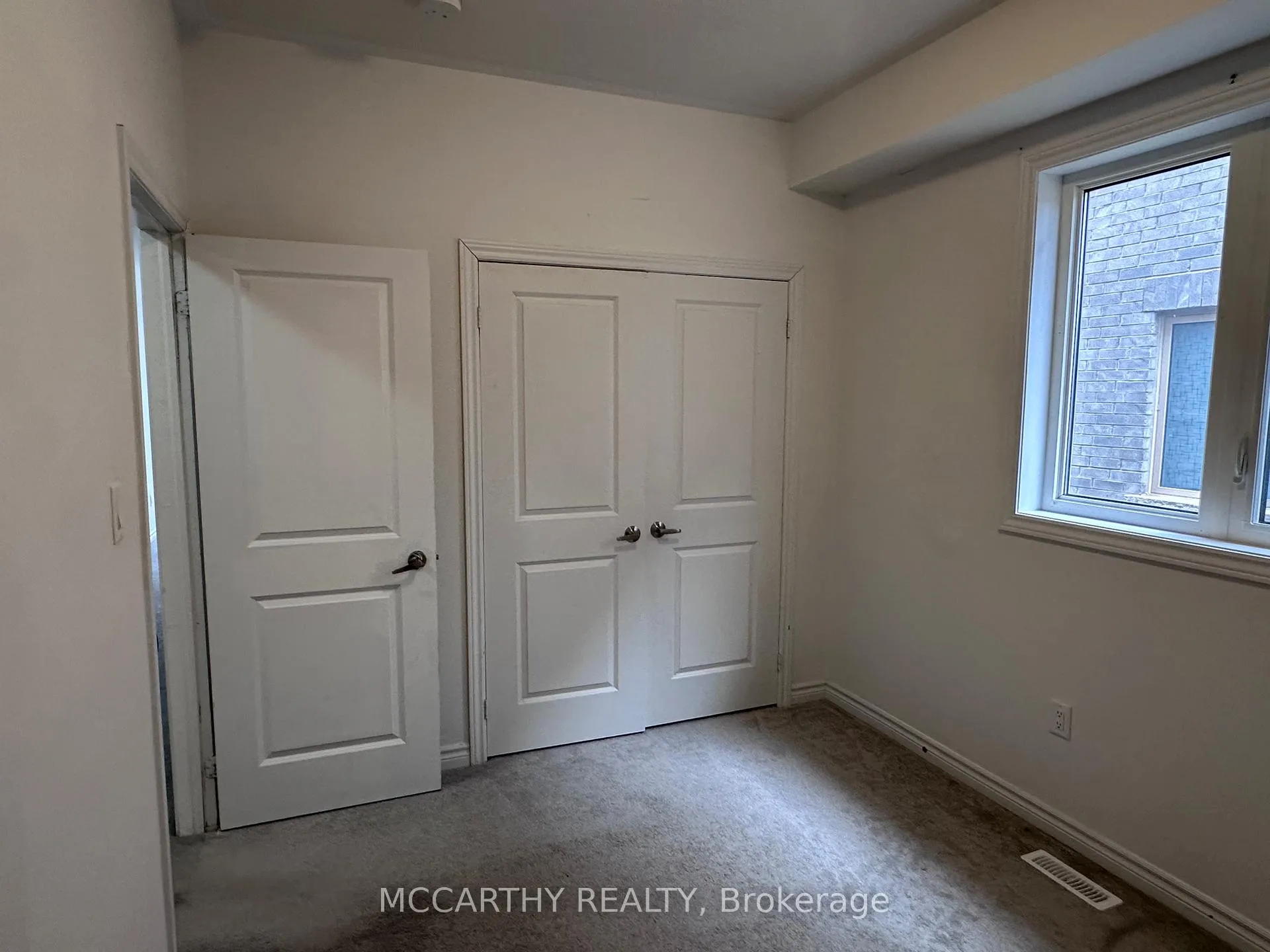 Photo 13 of 231 Ridley Crescent, Southgate — HOMEH