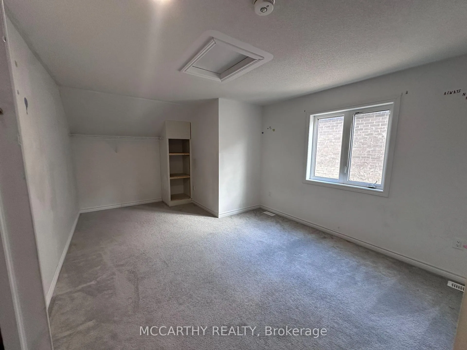 Photo 15 of 231 Ridley Crescent, Southgate — HOMEH