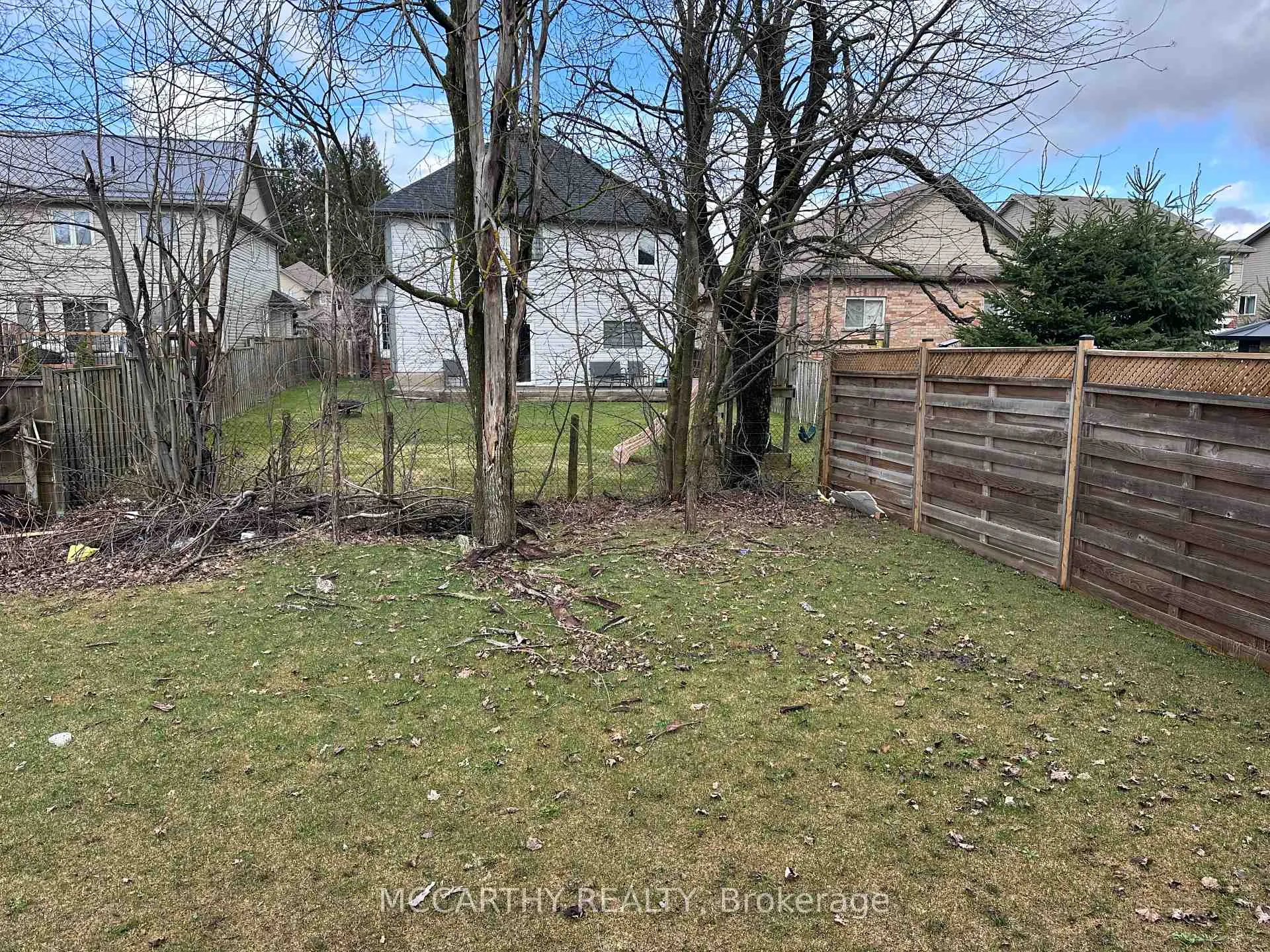 Photo 24 of 231 Ridley Crescent, Southgate — HOMEH