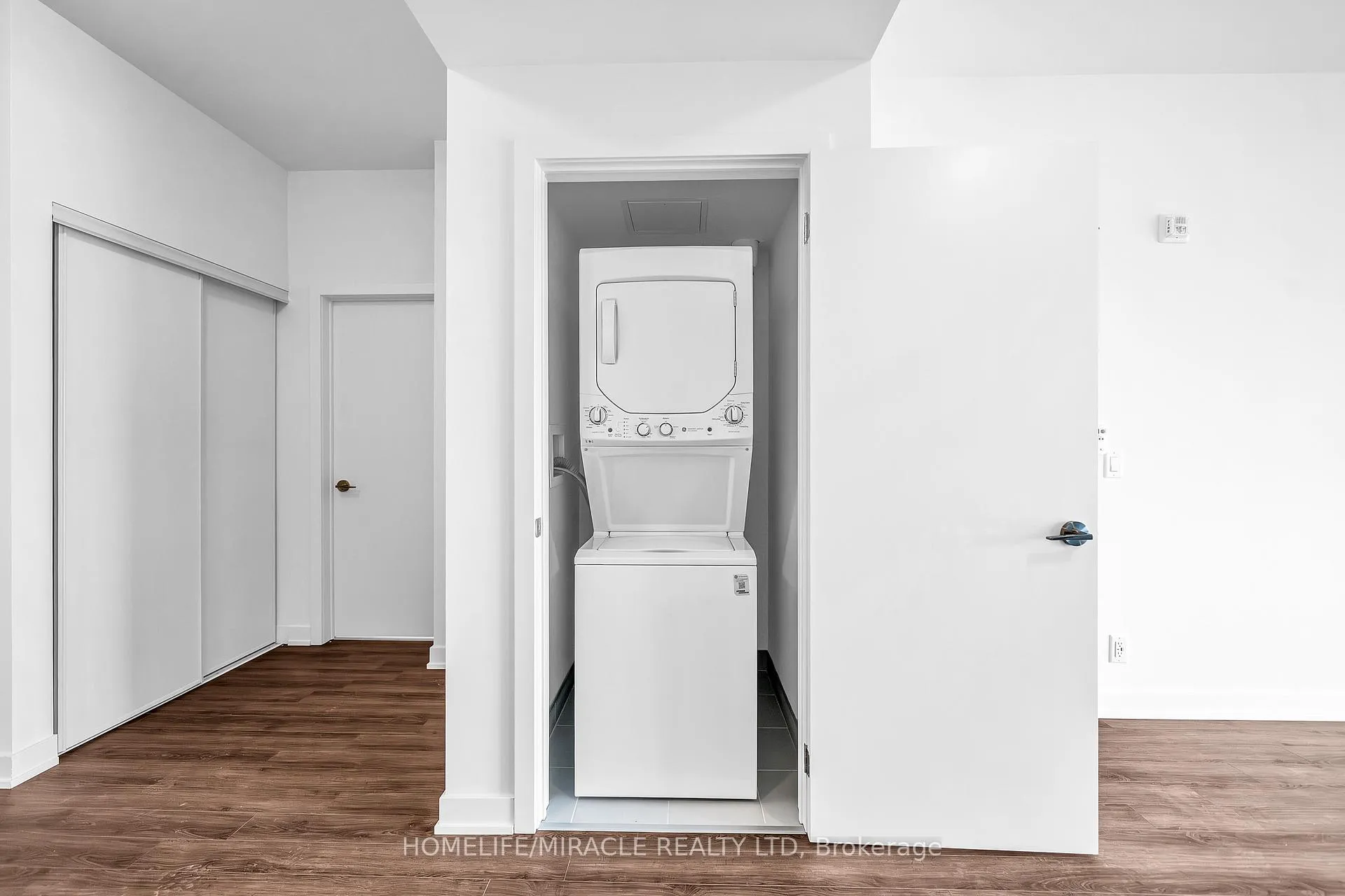 Photo 6 of Unit 1014, 51 Clarington Boulevard, Clarington, Bowmanville — HOMEH