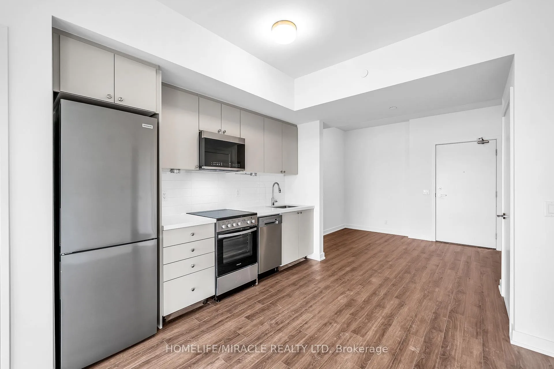 Photo 8 of Unit 1014, 51 Clarington Boulevard, Clarington, Bowmanville — HOMEH