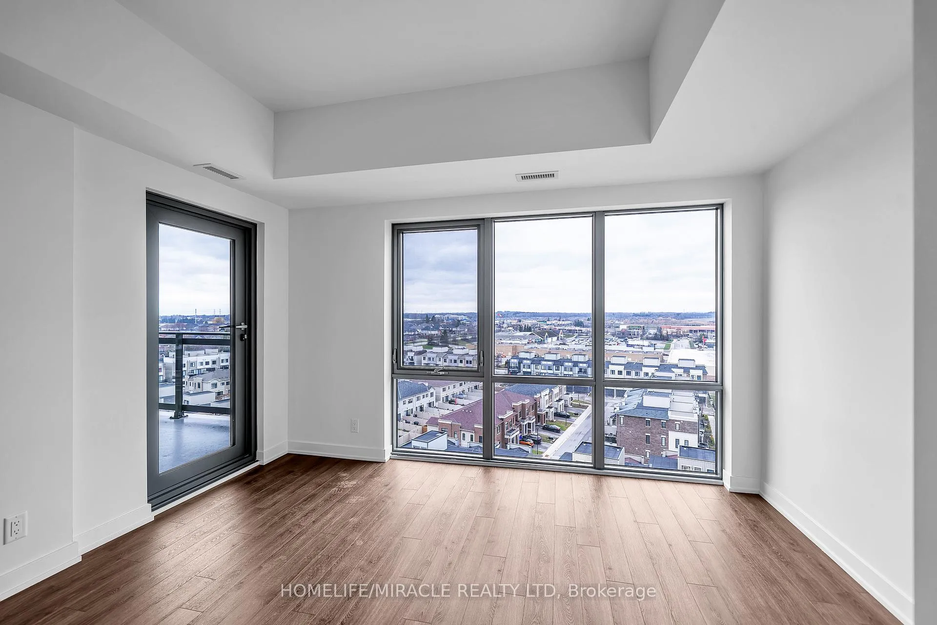Photo 11 of Unit 1014, 51 Clarington Boulevard, Clarington, Bowmanville — HOMEH