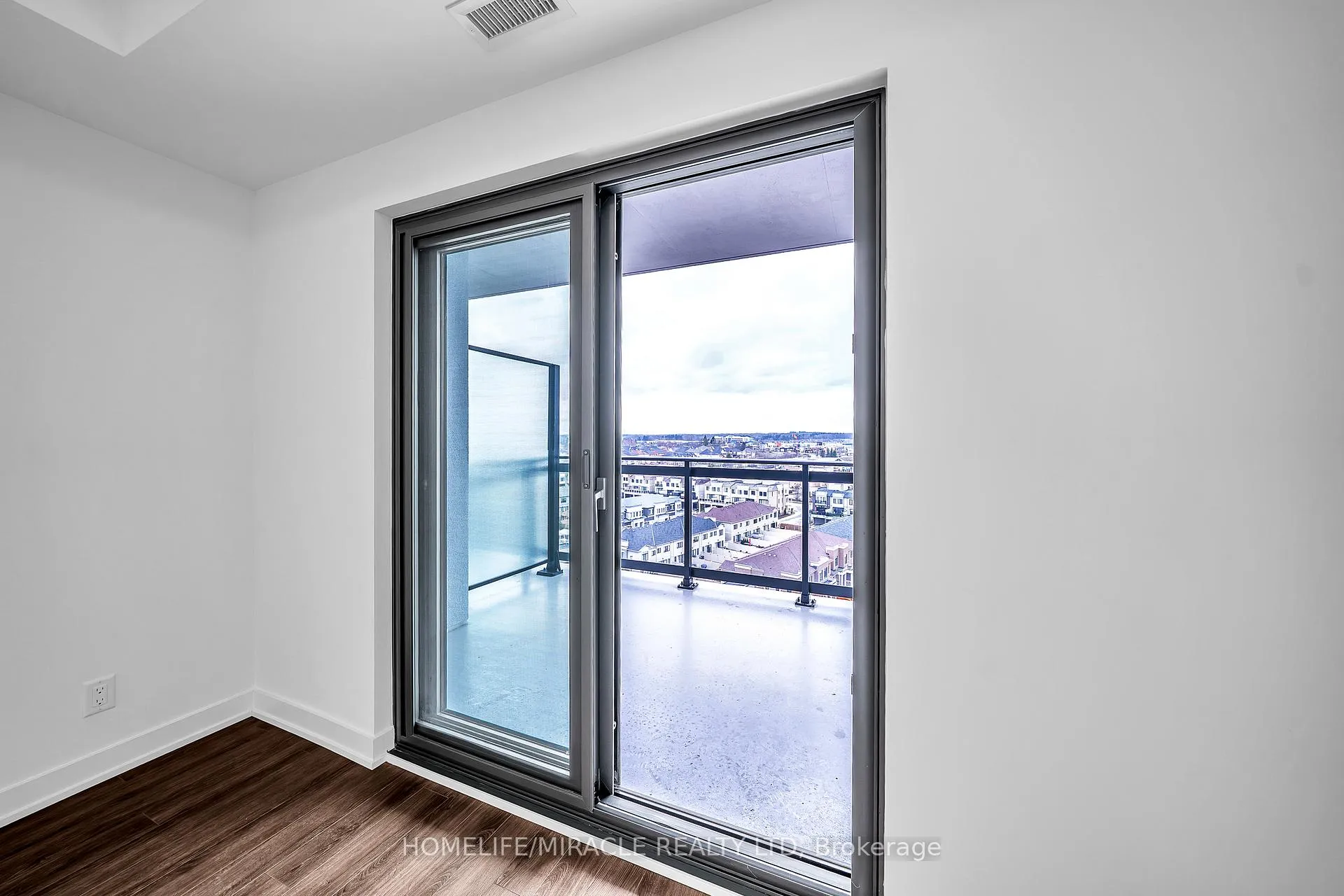 Photo 18 of Unit 1014, 51 Clarington Boulevard, Clarington, Bowmanville — HOMEH