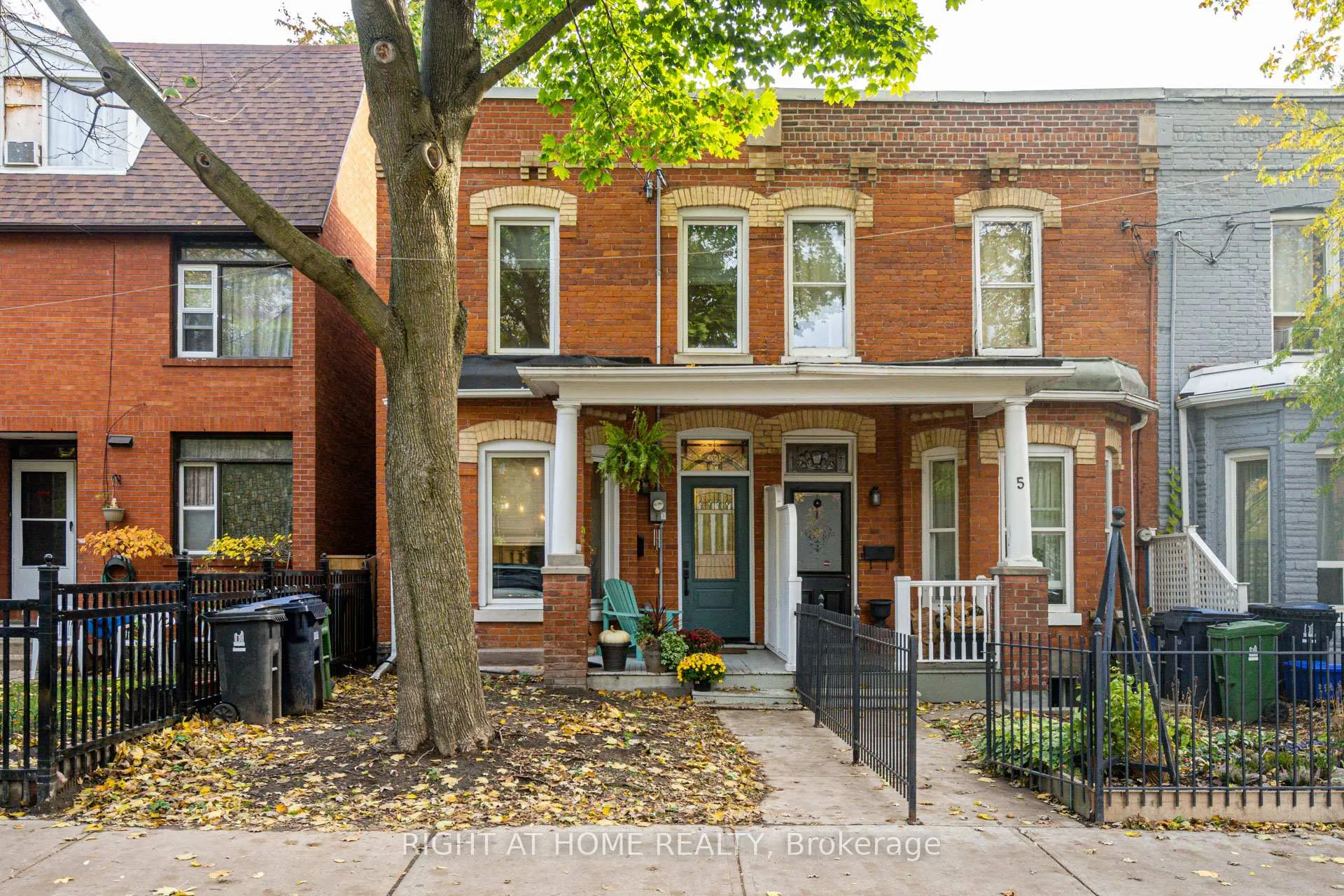 Front of 7 Gwynne Avenue