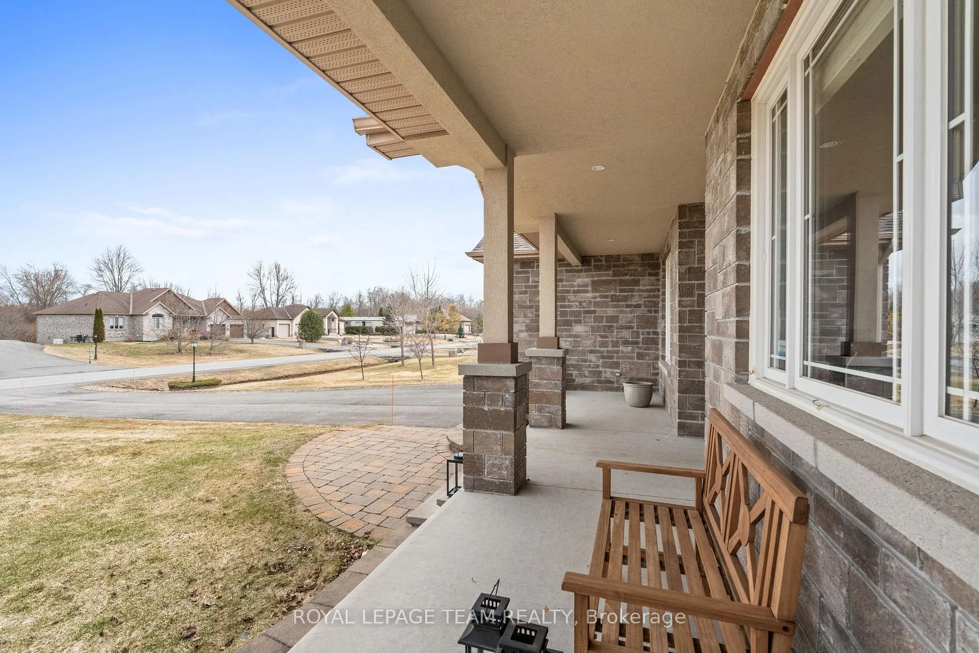 Photo 4 of 6673 Pebble Trail Way, Ottawa, Greely — HOMEH