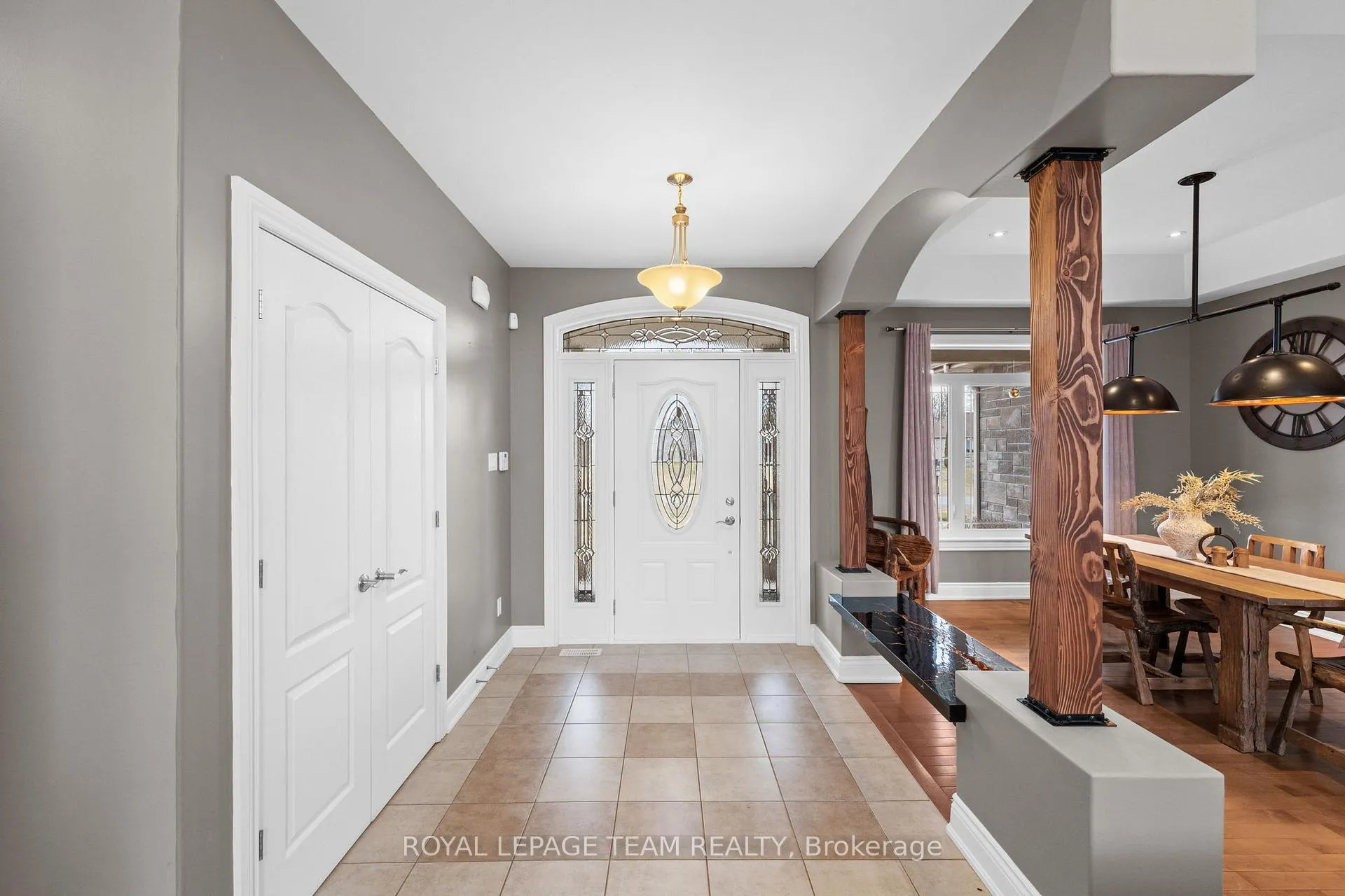 Photo 5 of 6673 Pebble Trail Way, Ottawa, Greely — HOMEH