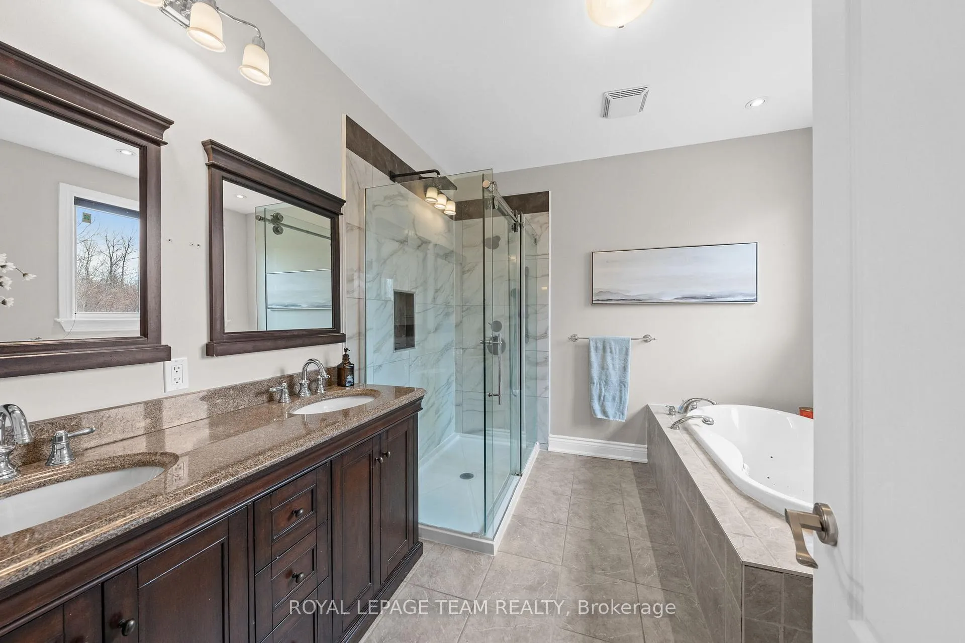 Photo 23 of 6673 Pebble Trail Way, Ottawa, Greely — HOMEH