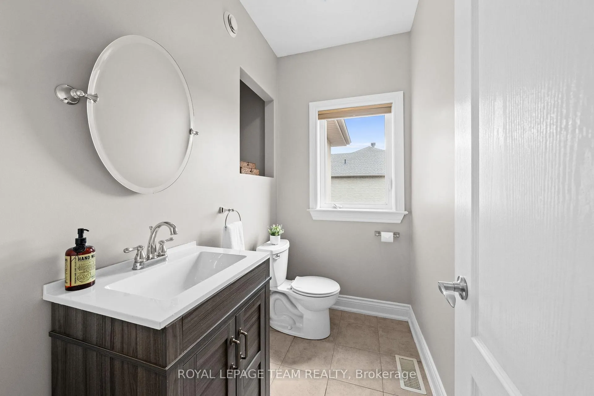 Photo 29 of 6673 Pebble Trail Way, Ottawa, Greely — HOMEH