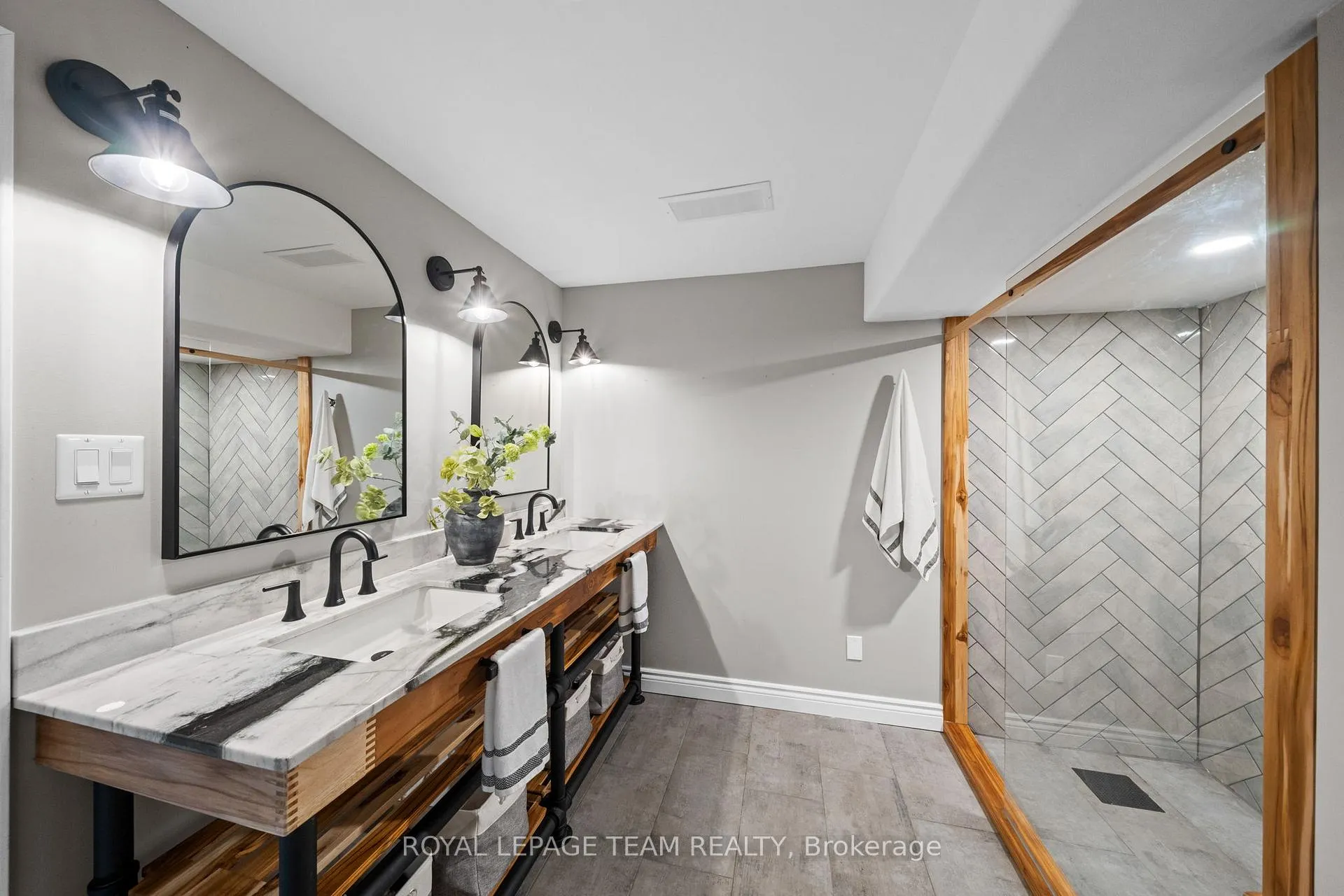 Photo 37 of 6673 Pebble Trail Way, Ottawa, Greely — HOMEH