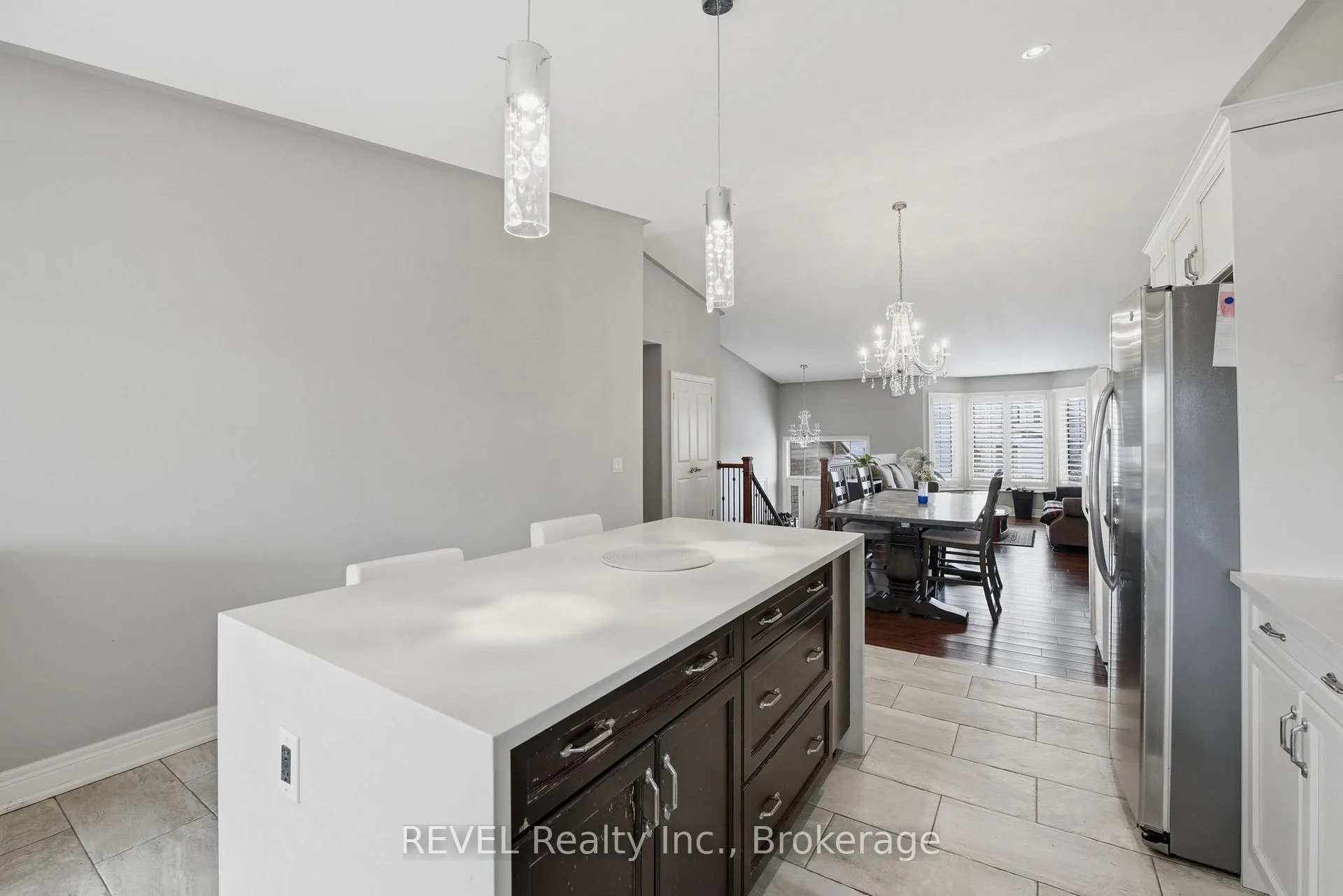 Photo 10 of 8846 Angie Drive, Niagara Falls, Forestview — HOMEH