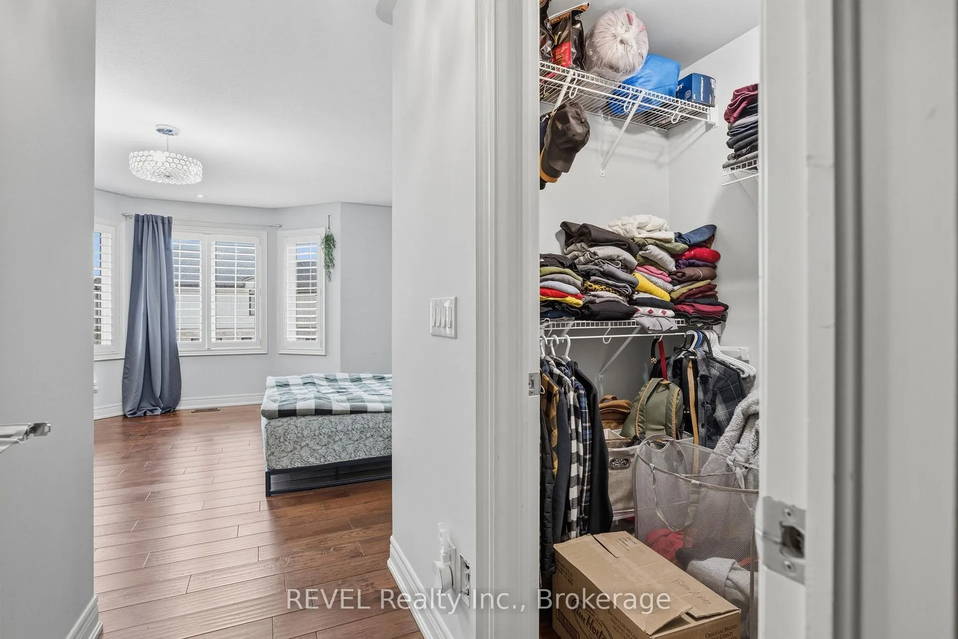 Photo 19 of 8846 Angie Drive, Niagara Falls, Forestview — HOMEH