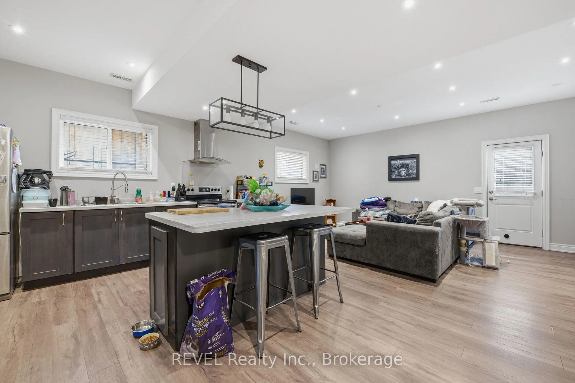 Photo 27 of 8846 Angie Drive, Niagara Falls, Forestview — HOMEH