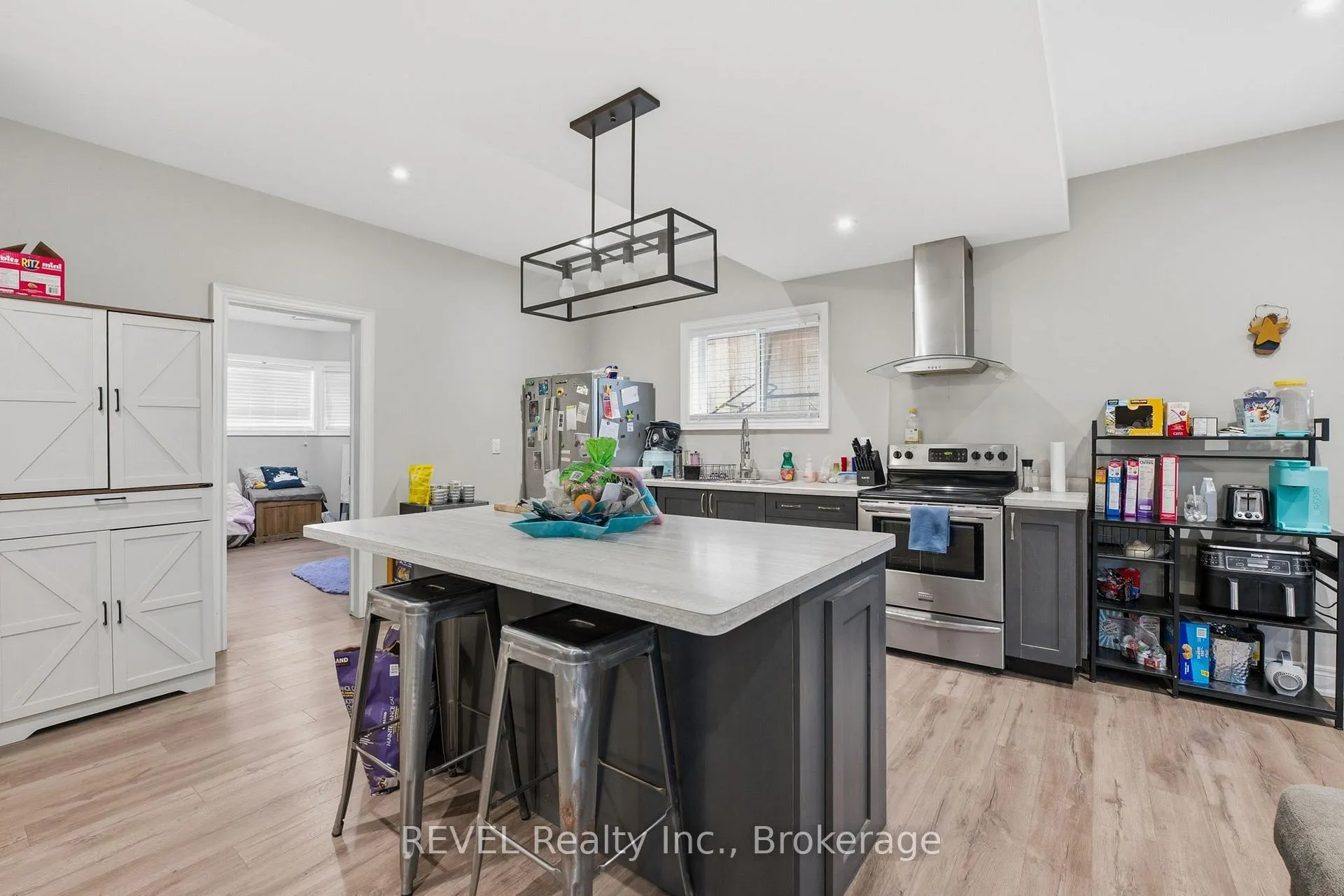 Photo 29 of 8846 Angie Drive, Niagara Falls, Forestview — HOMEH