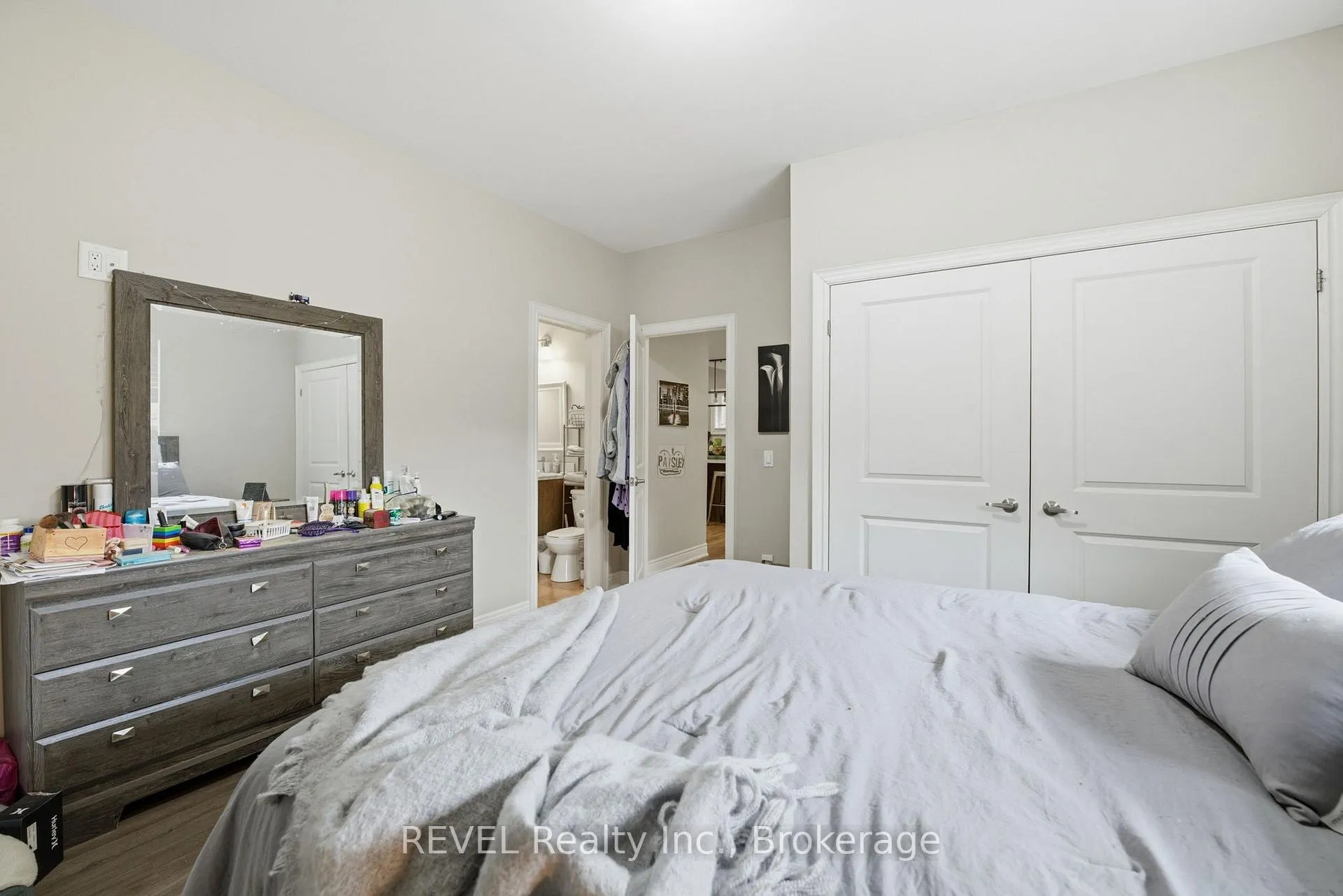 Photo 37 of 8846 Angie Drive, Niagara Falls, Forestview — HOMEH