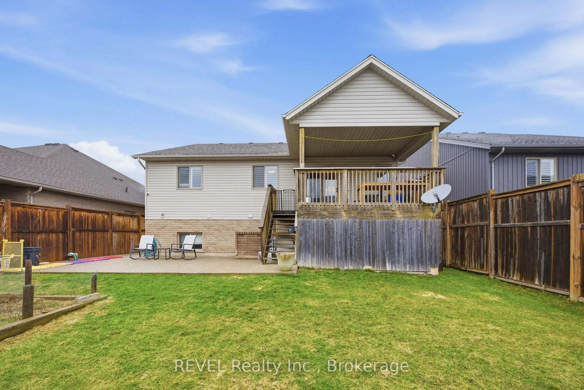 Photo 42 of 8846 Angie Drive, Niagara Falls, Forestview — HOMEH