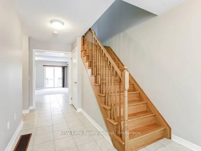 Photo 3 of 863 Cook Crescent, Shelburne — HOMEH